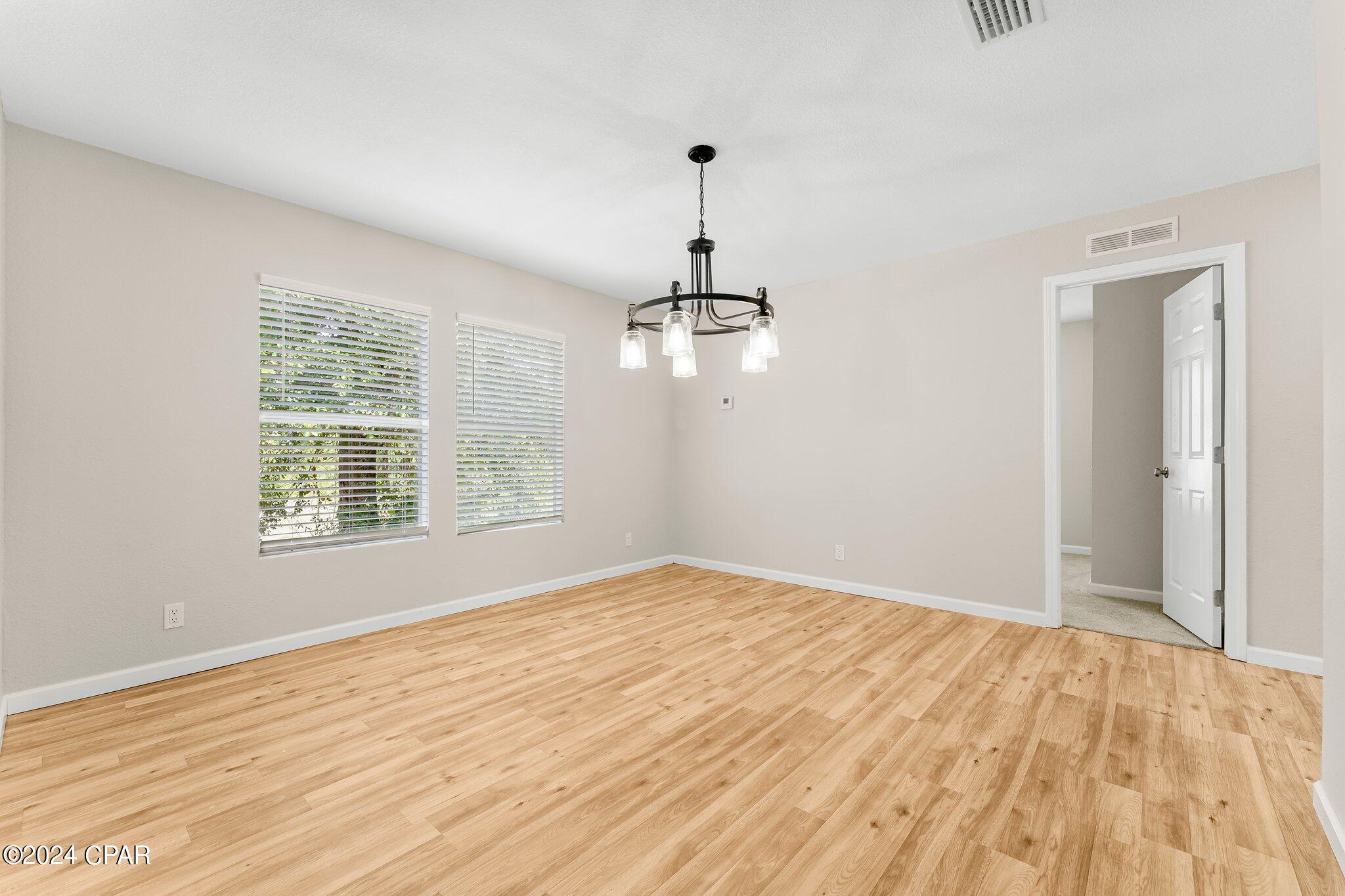 9027 Roadrunner Place