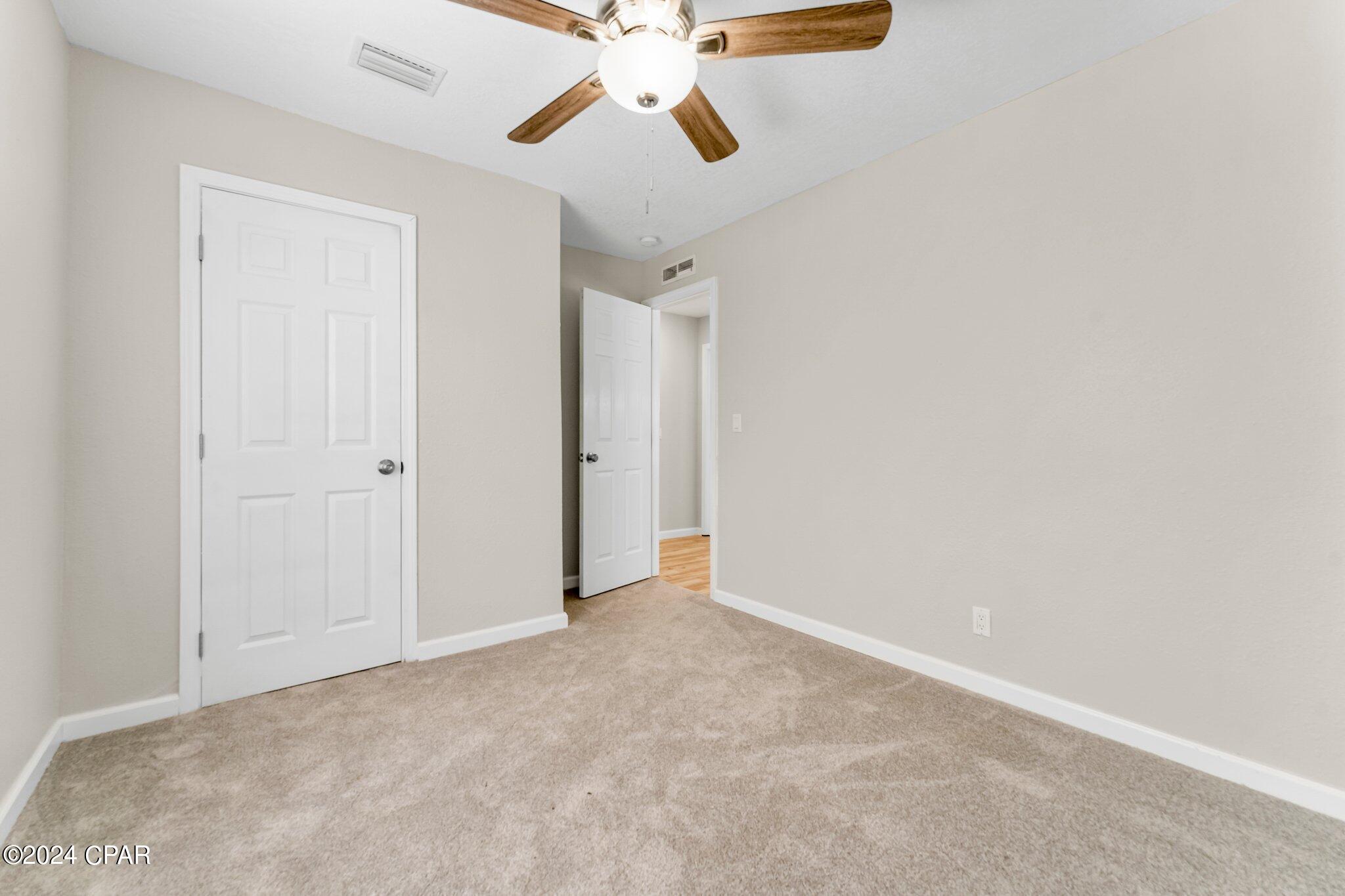 9027 Roadrunner Place