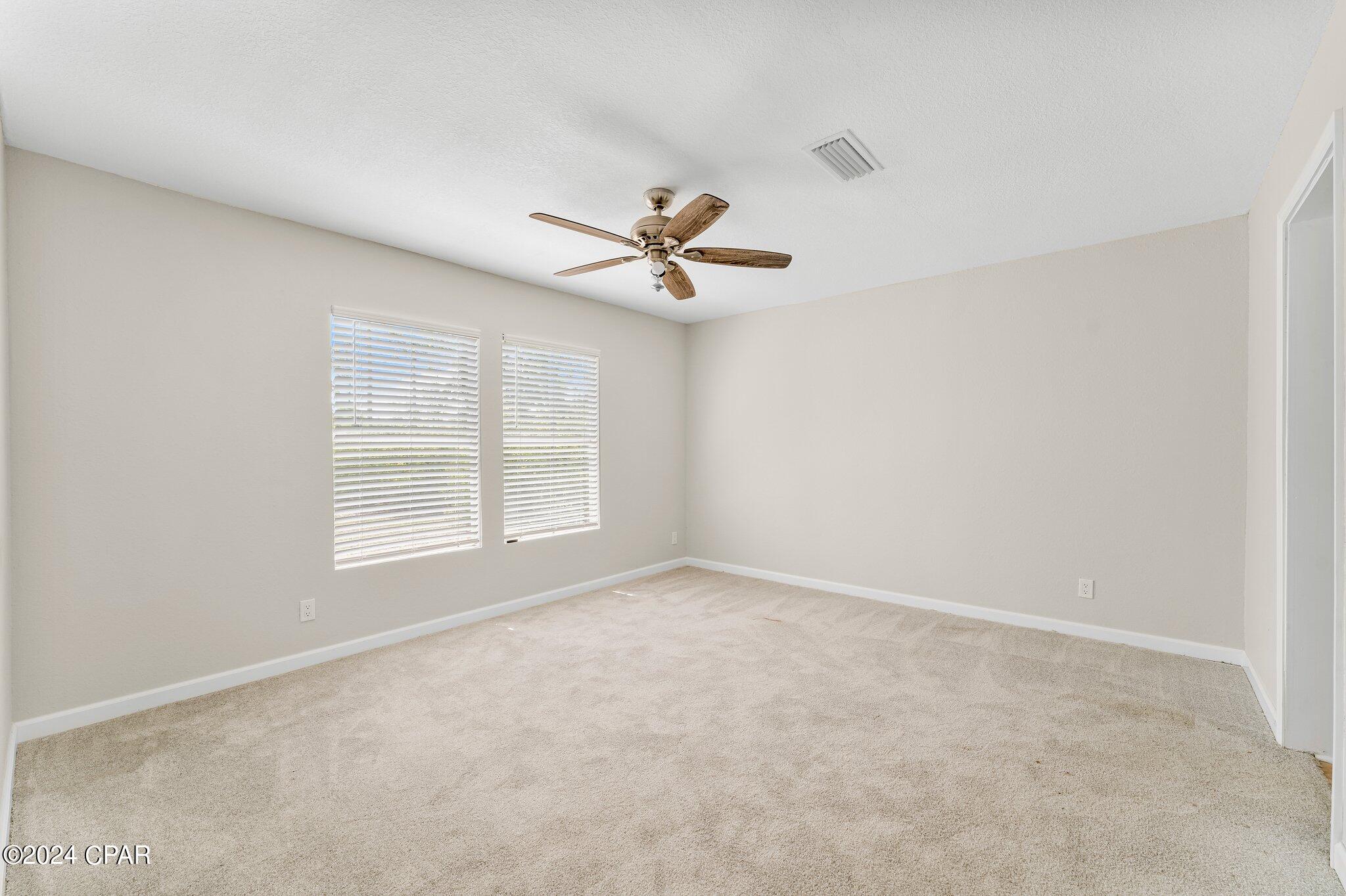 9027 Roadrunner Place