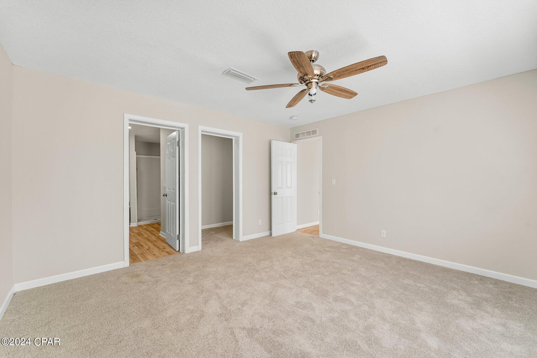 9027 Roadrunner Place