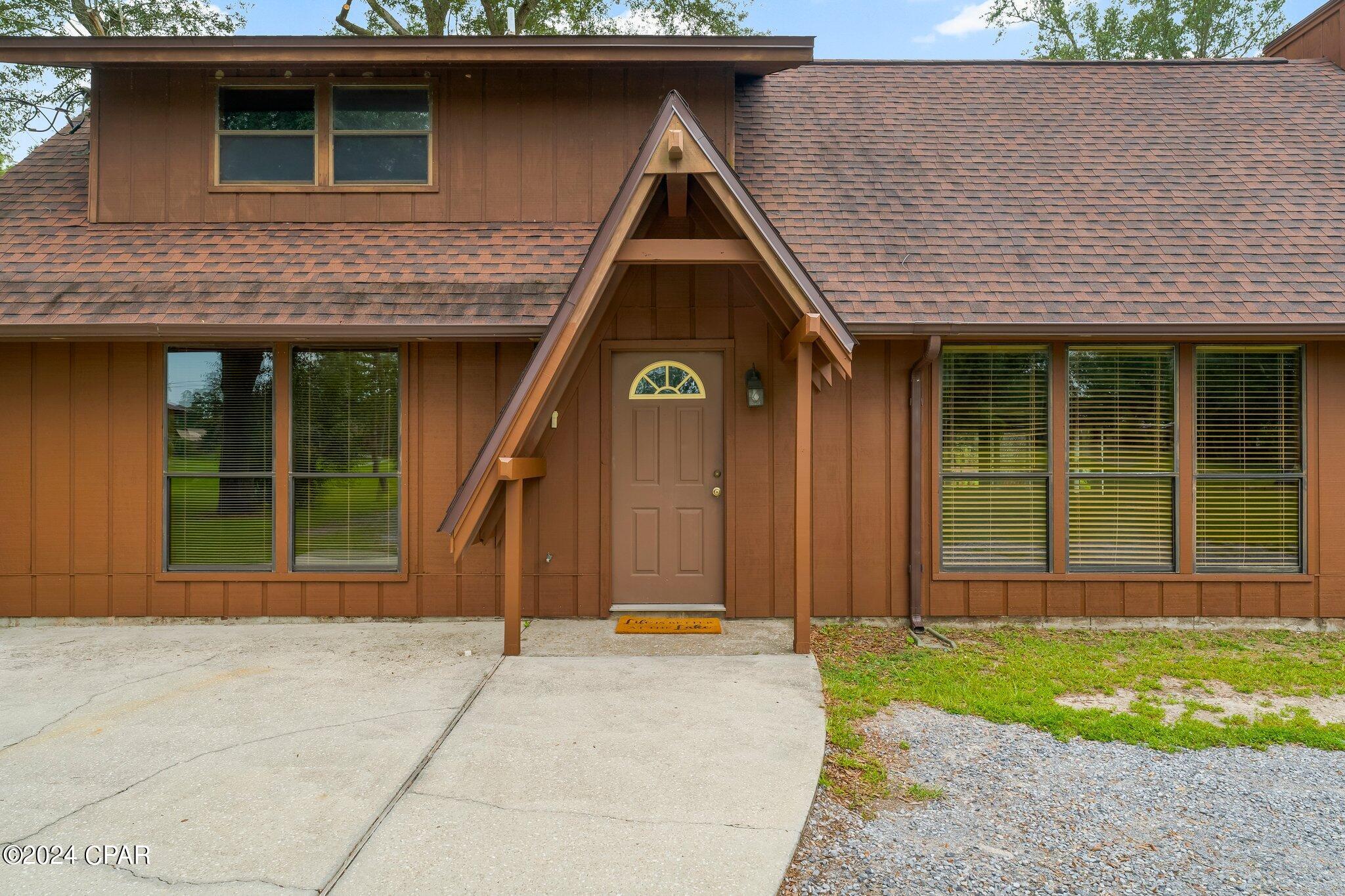 3931 Deerpoint Lake Drive