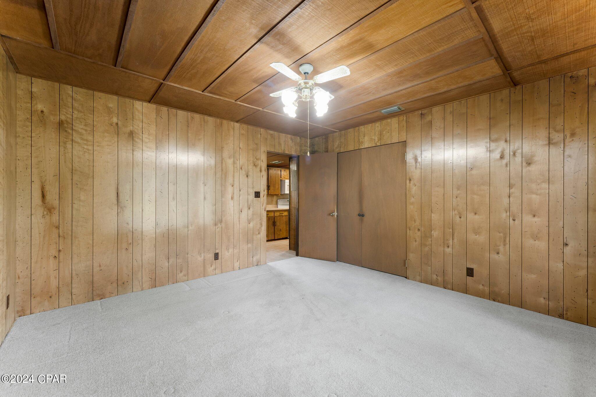 3931 Deerpoint Lake Drive