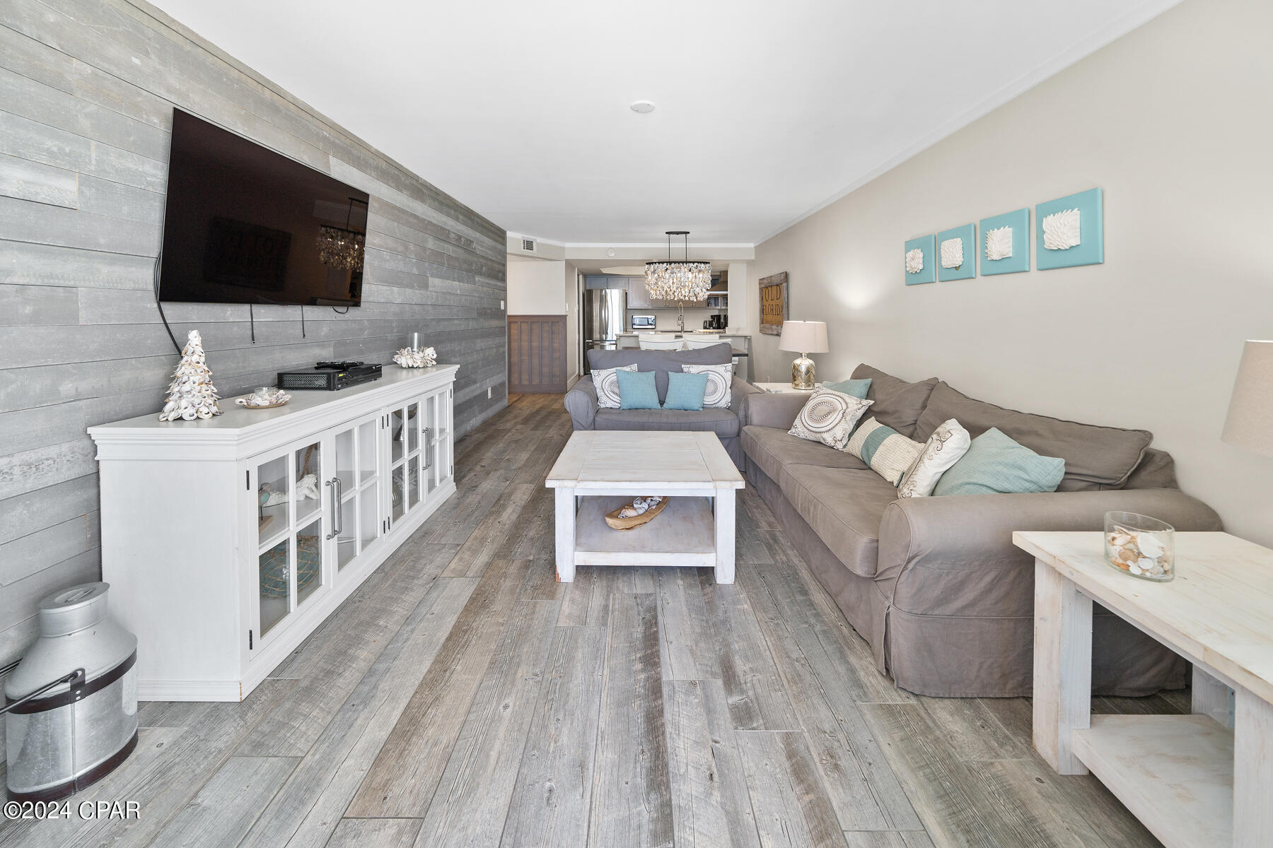 6905 Thomas Drive 604