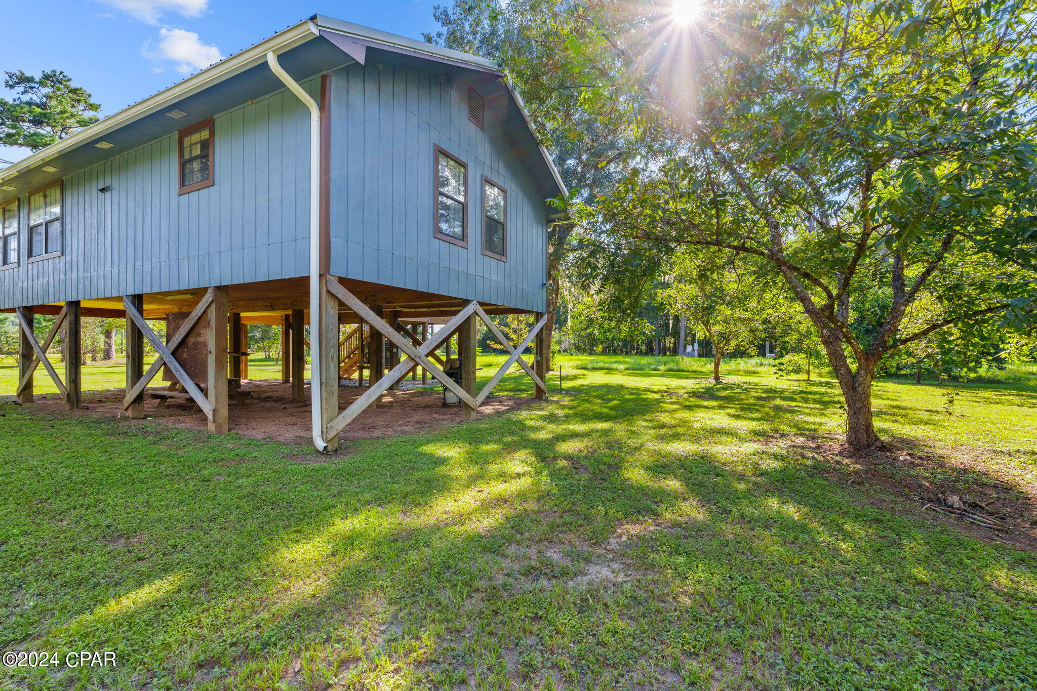 7621 County Road 381