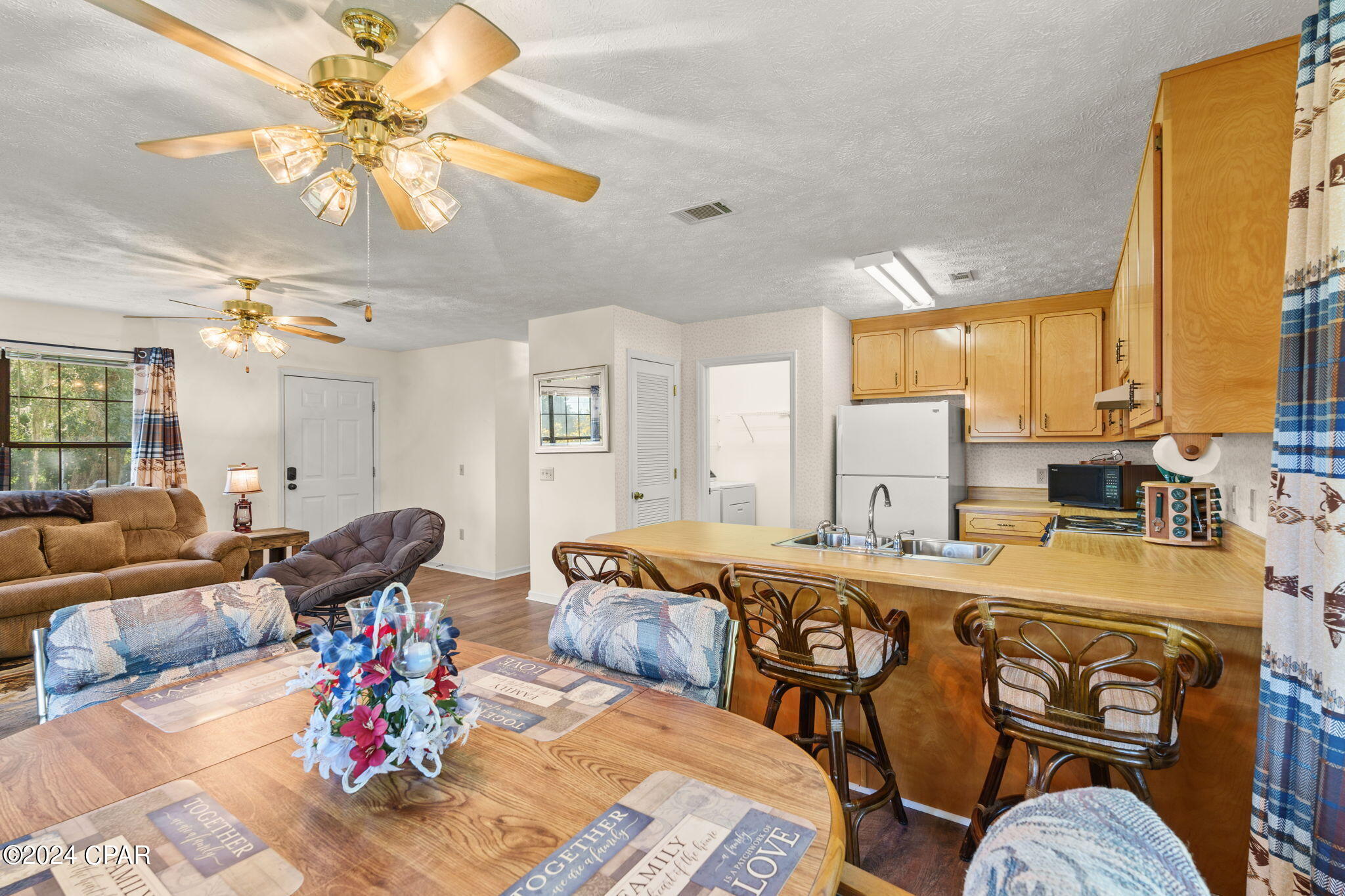 7621 County Road 381