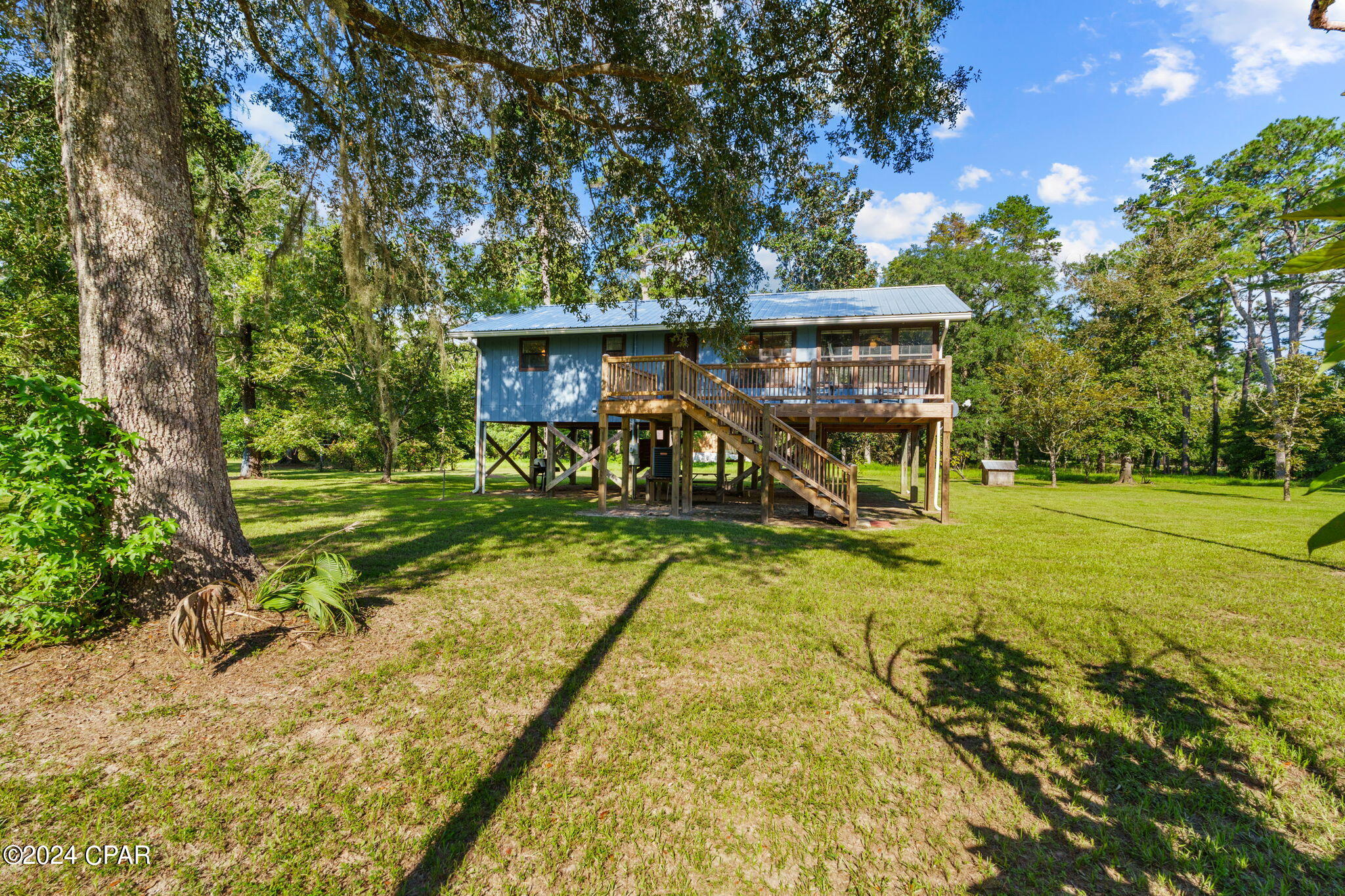 7621 County Road 381