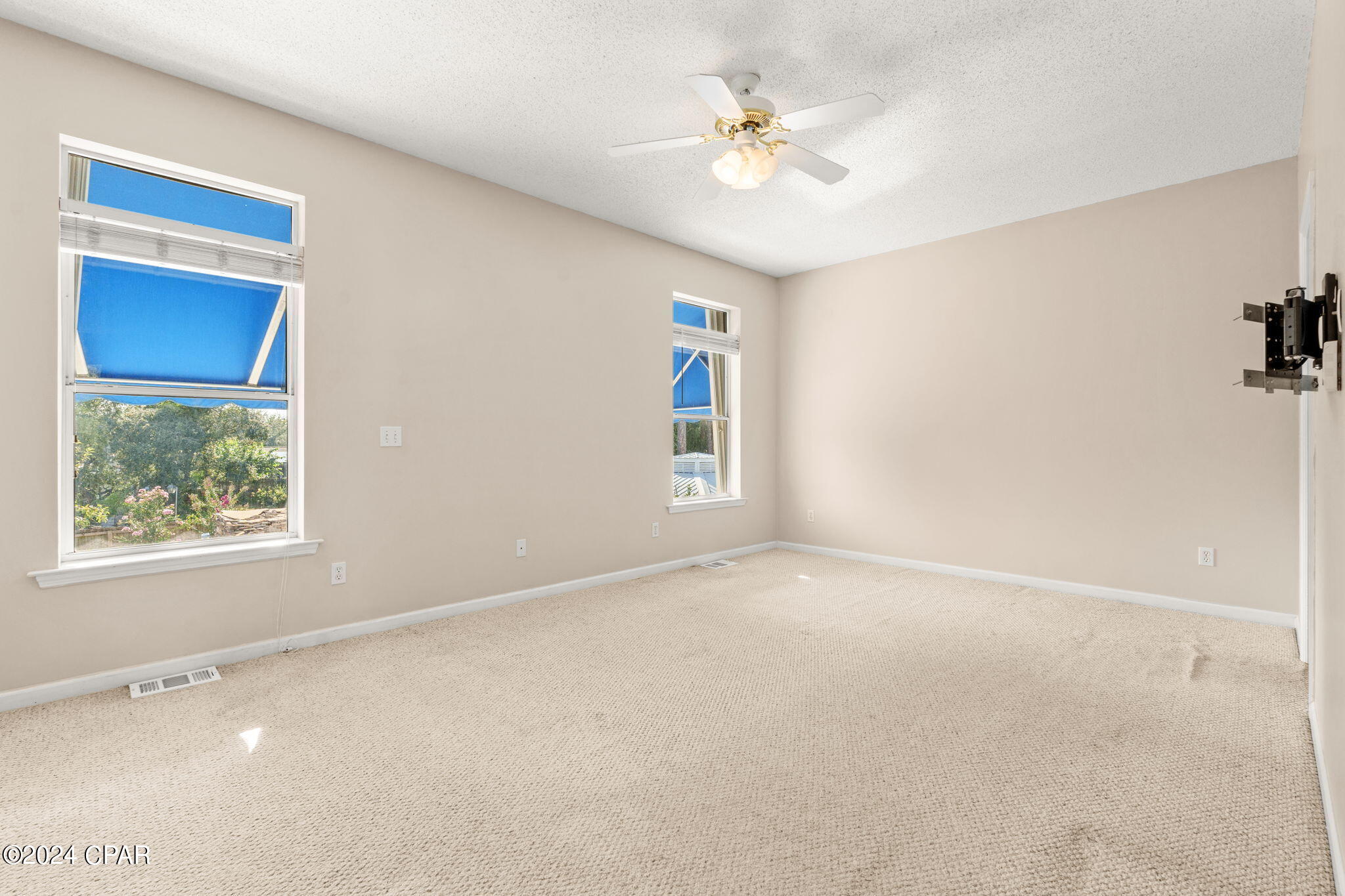 124 Rose Coral Drive