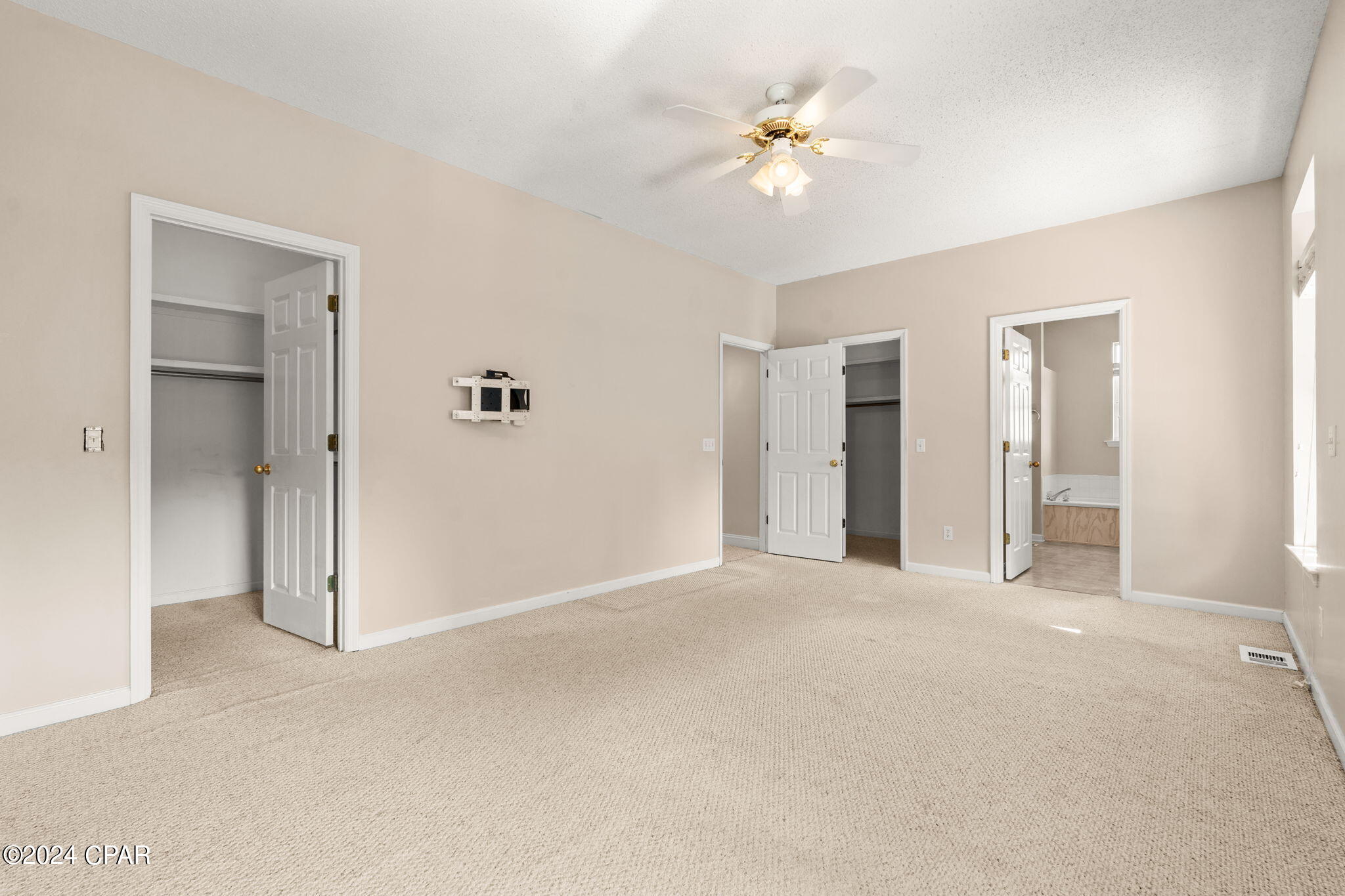 124 Rose Coral Drive