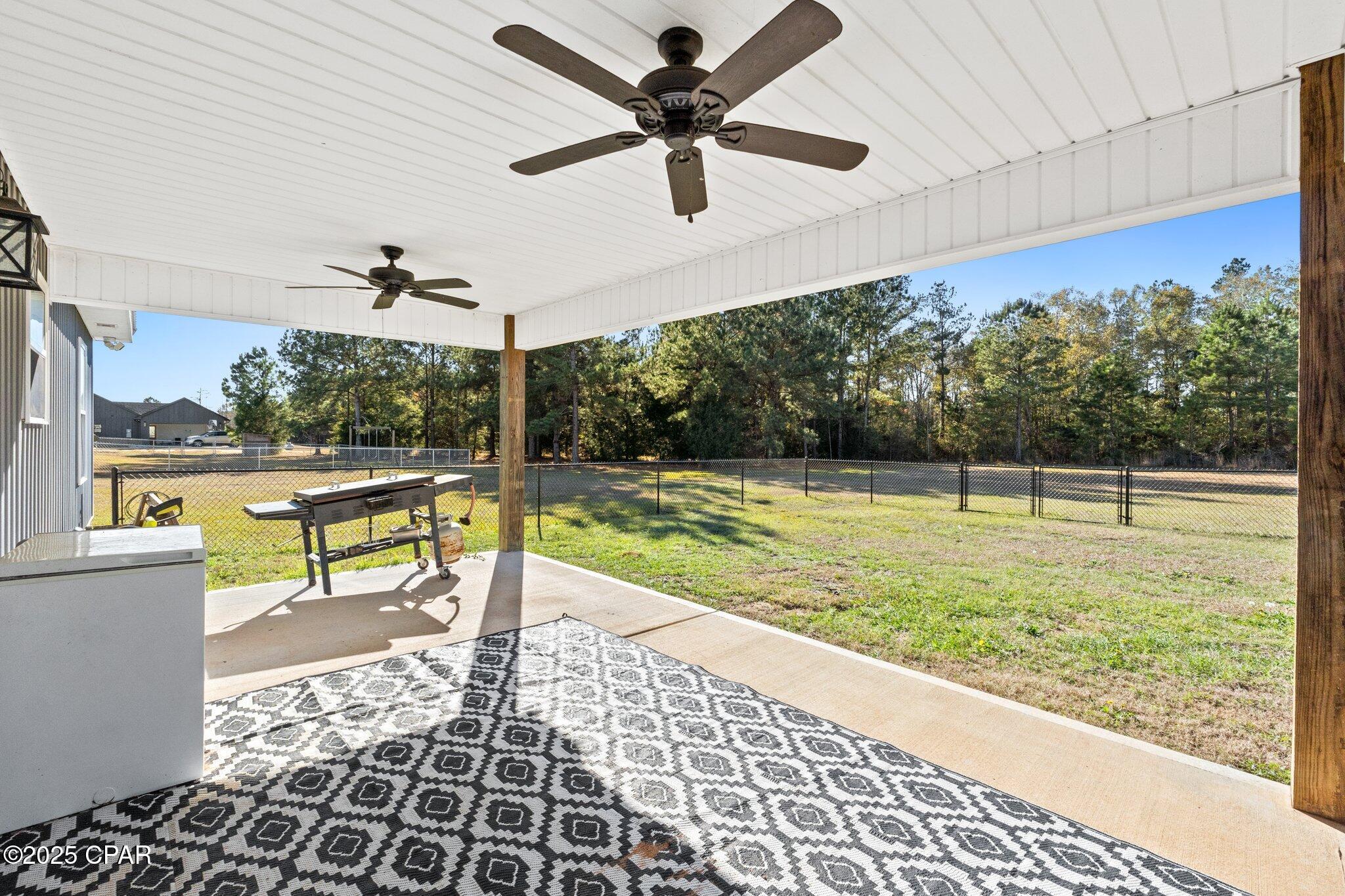 520 Lakepointe Dr Drive