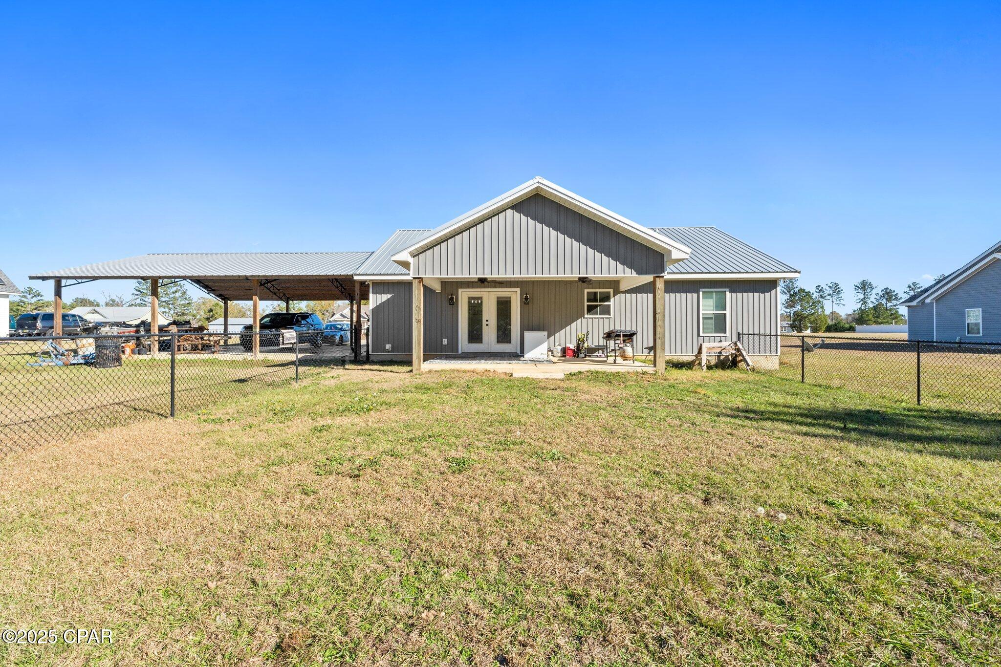 520 Lakepointe Dr Drive