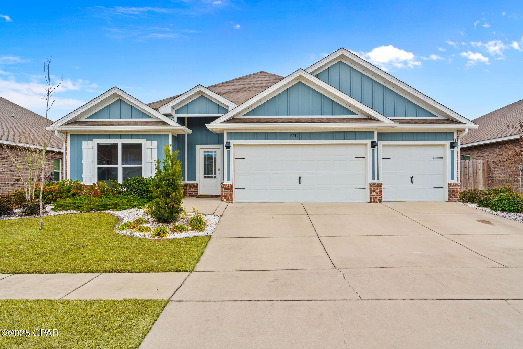 4752 Rosemary Street