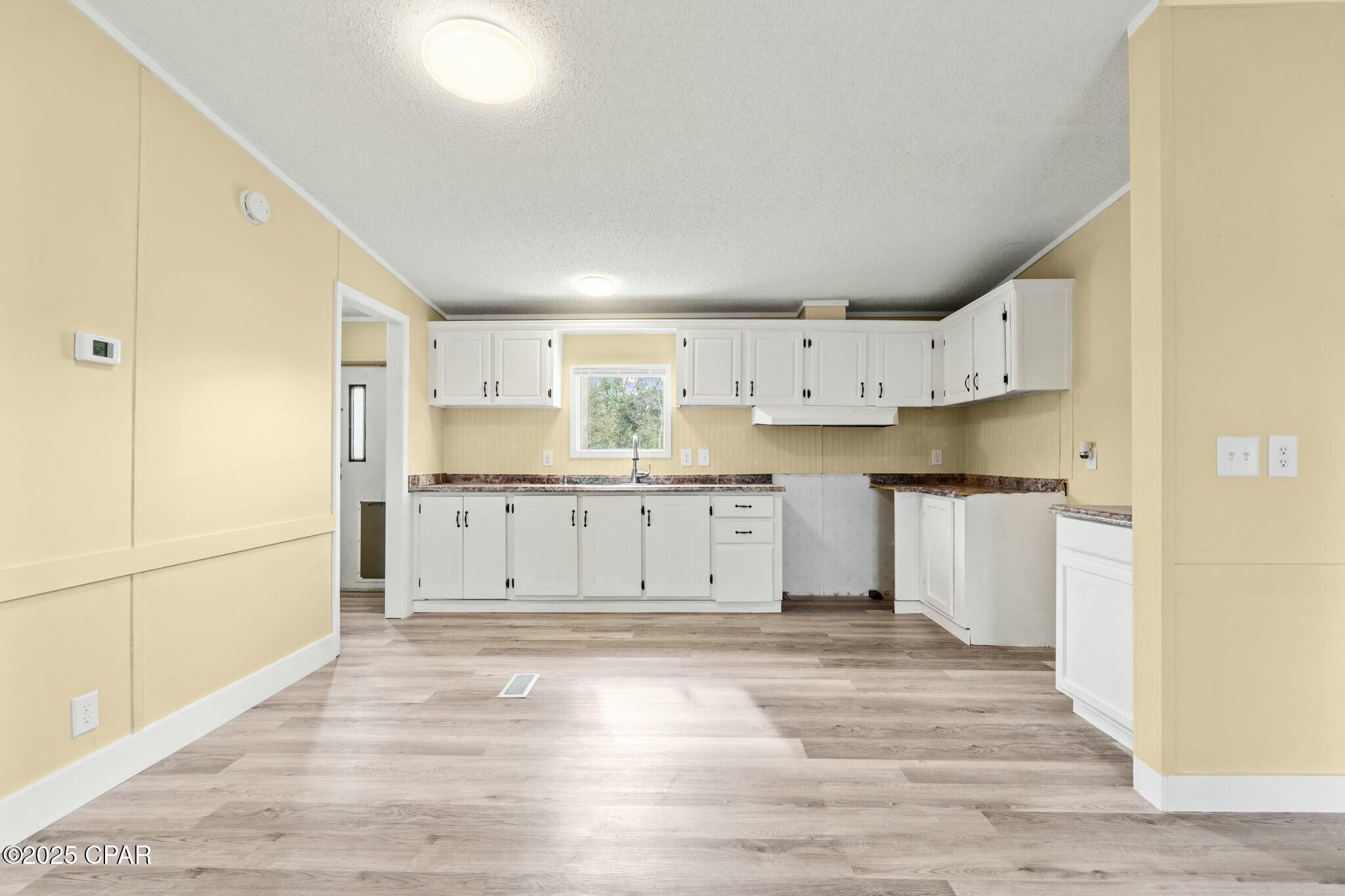 3134 Amanda Circle
