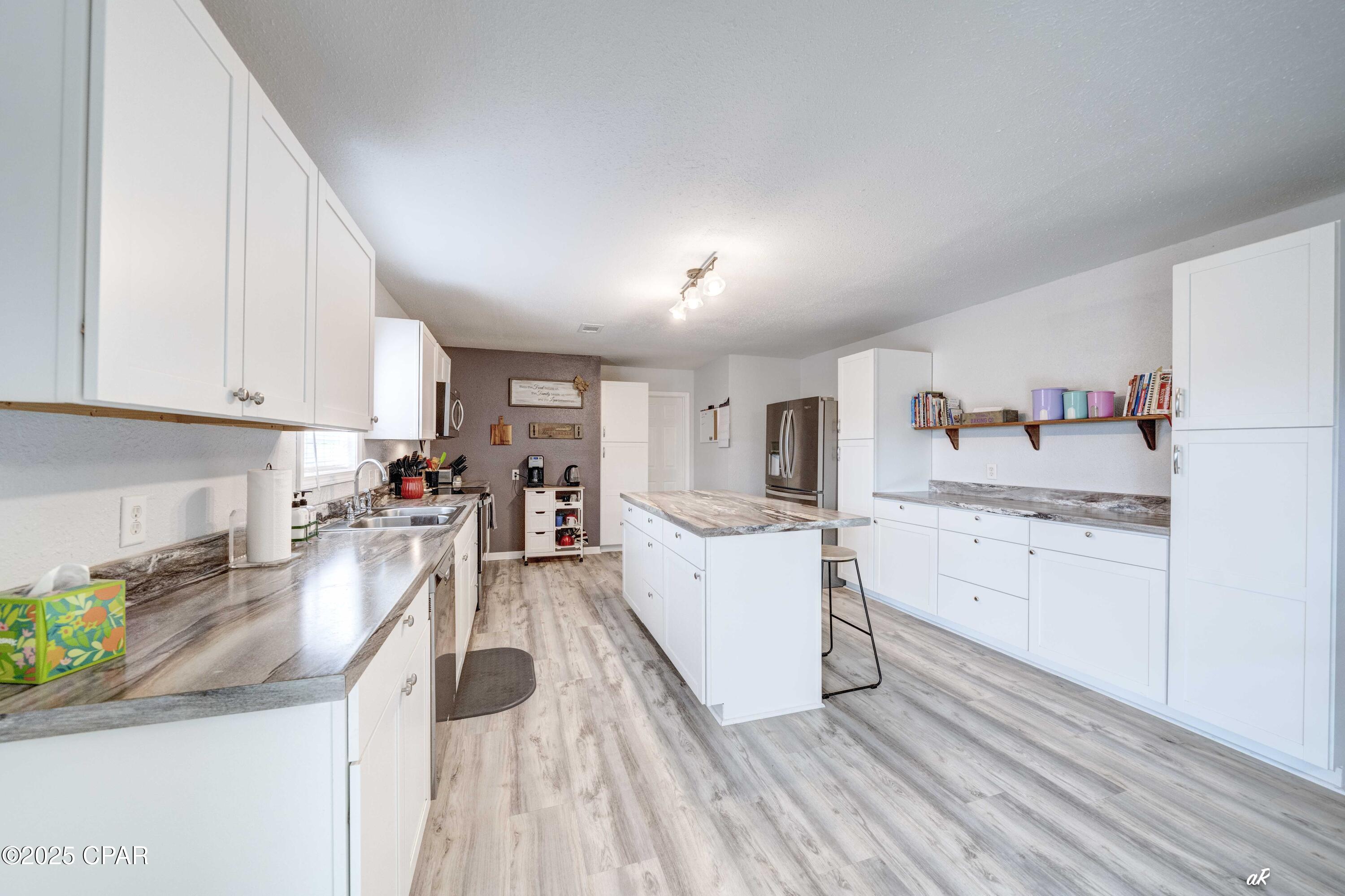 9301 Jody Lane