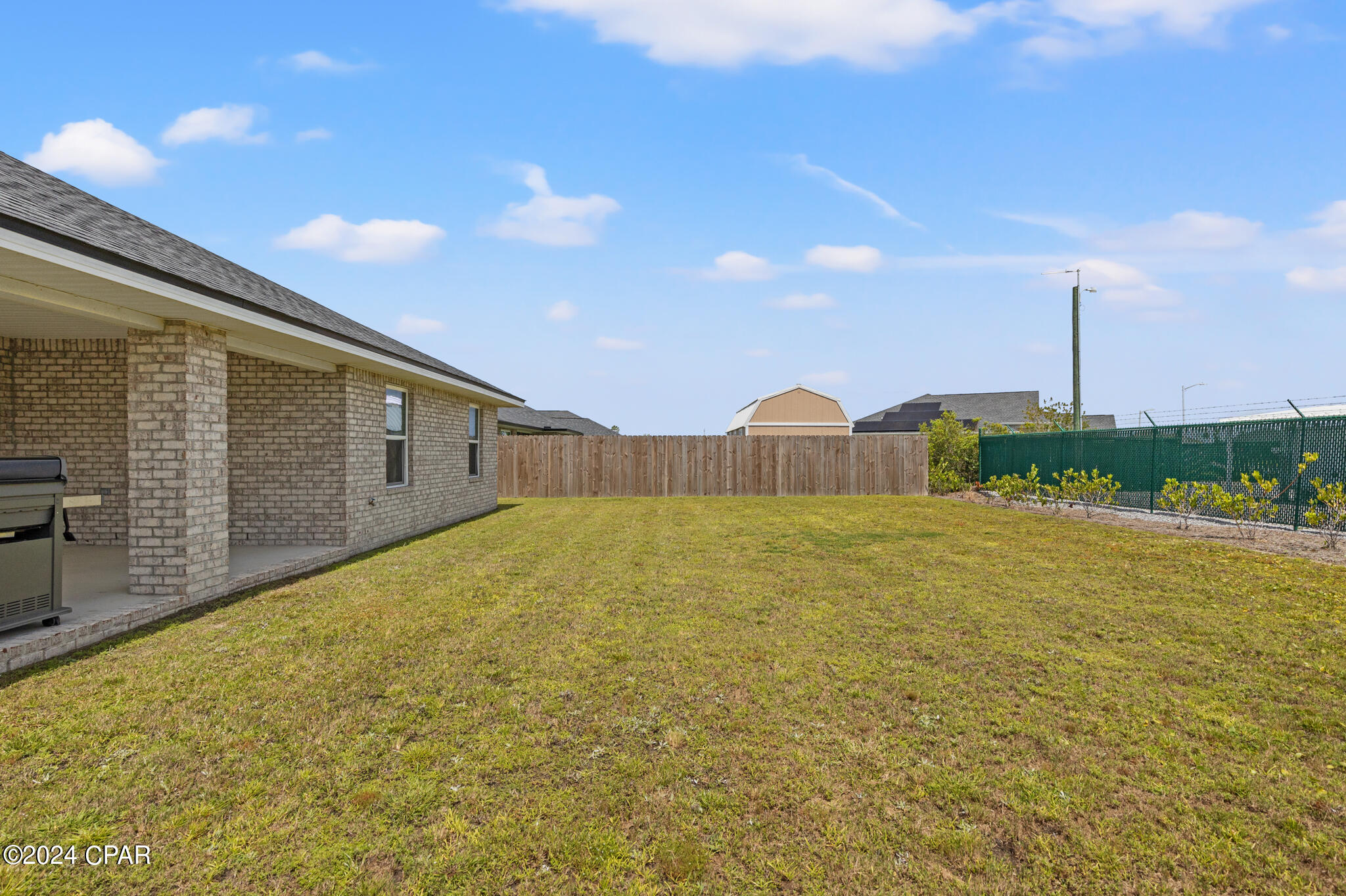 3872 Sandpine Way