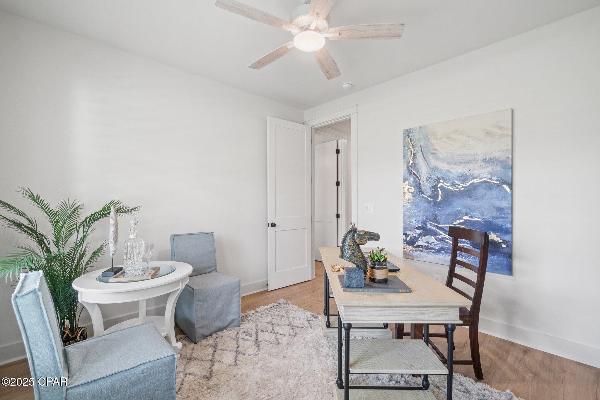 1709 White Western Lake Lane