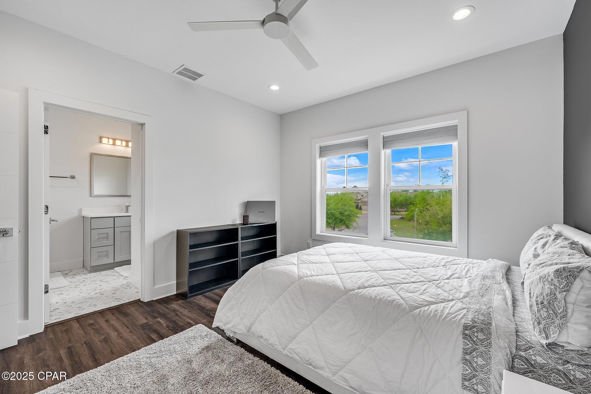 3025 Osprey Circle