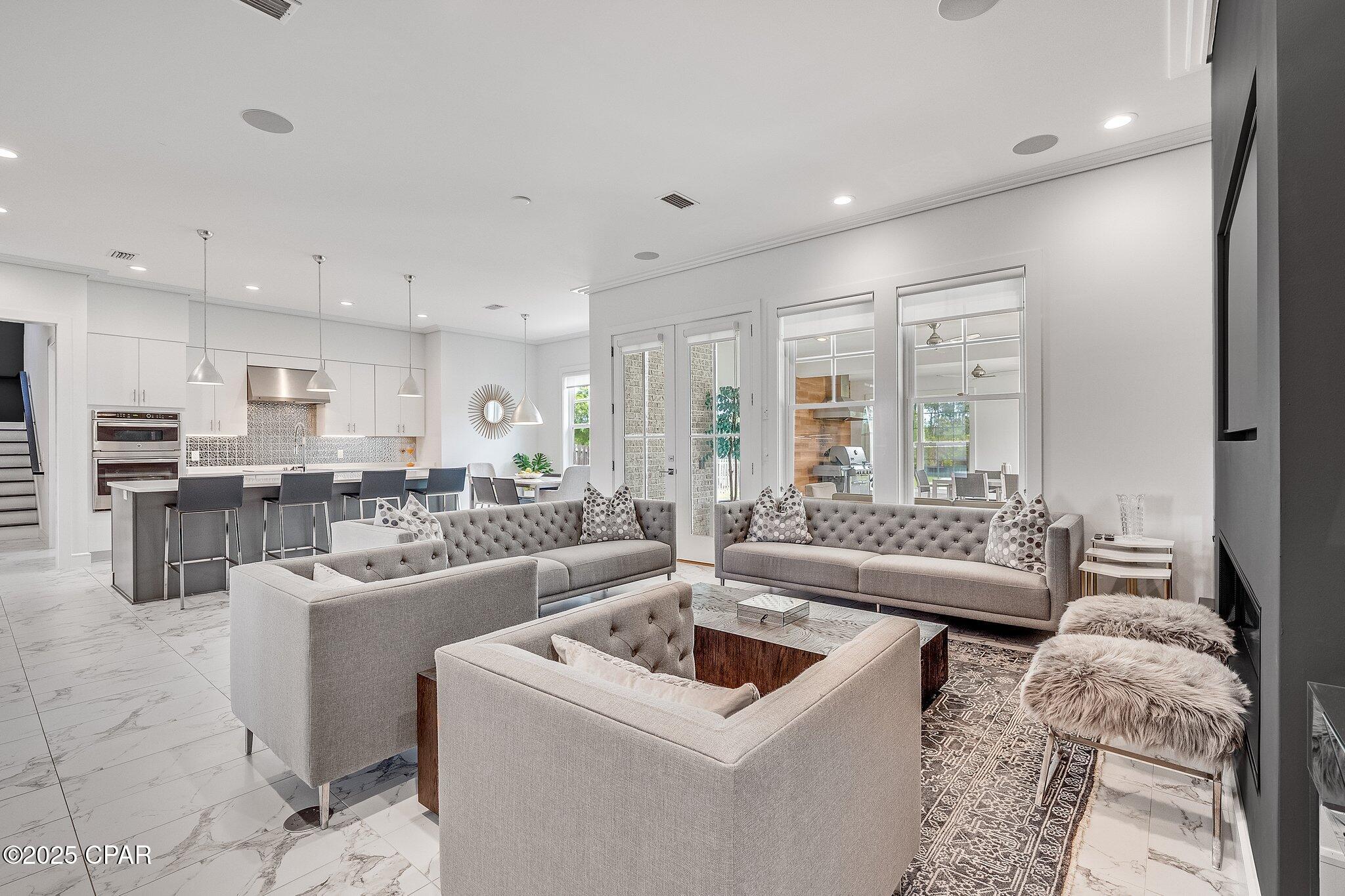 3025 Osprey Circle