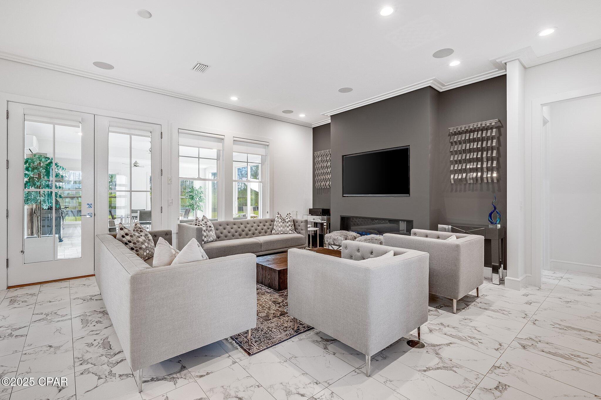 3025 Osprey Circle