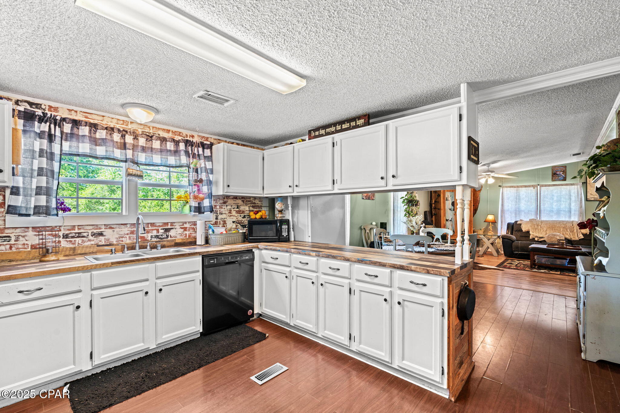 6632 Campflowers Road