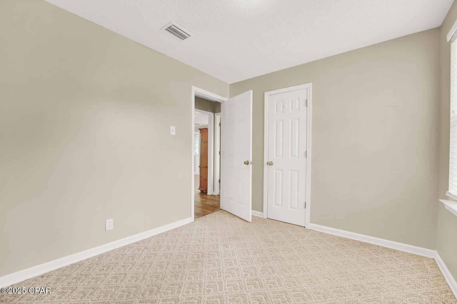 1615 Billings Avenue