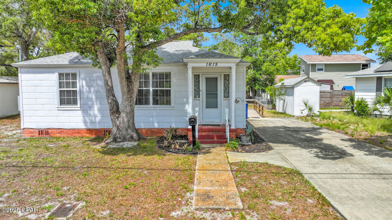 1615 Billings Avenue