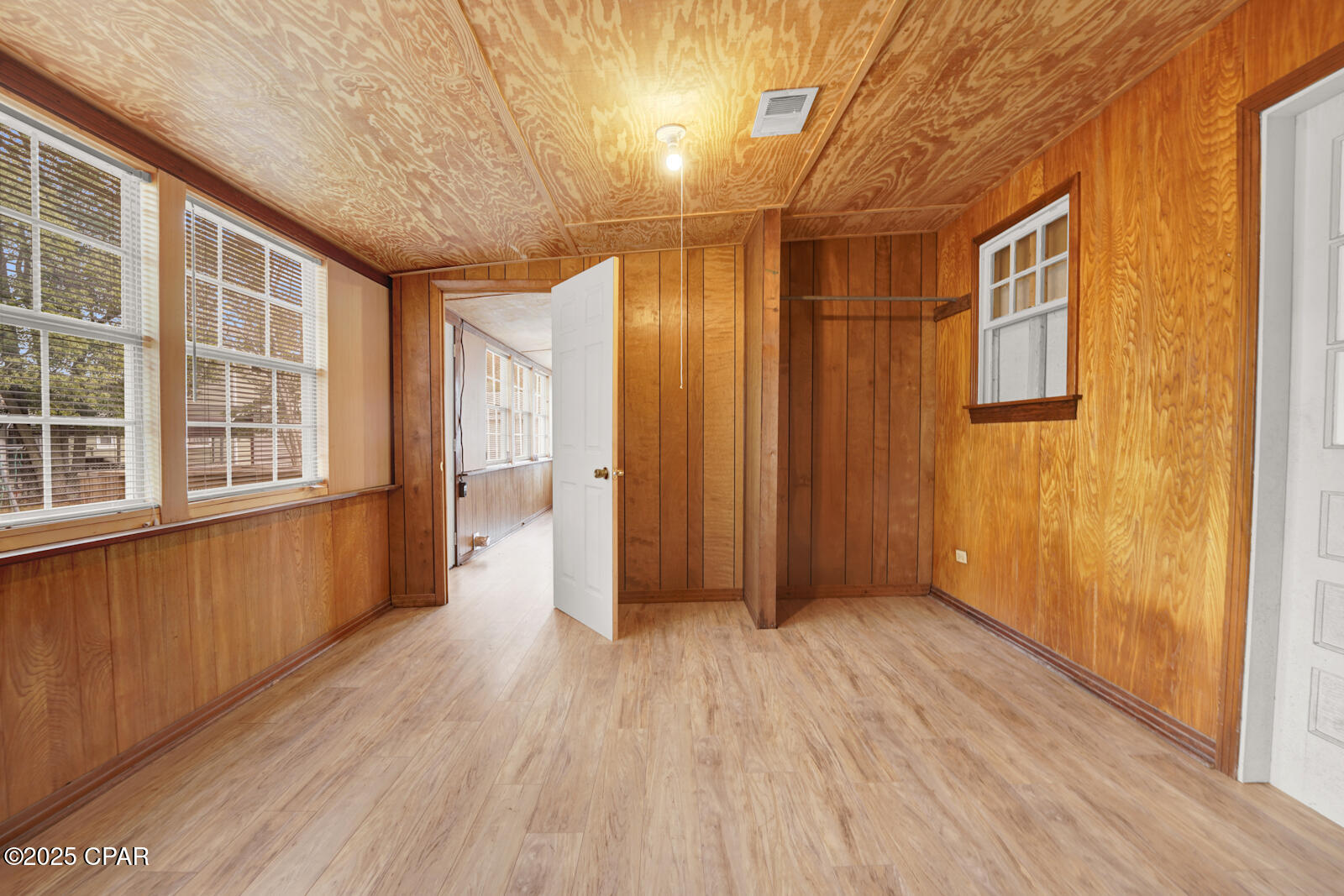 1615 Billings Avenue