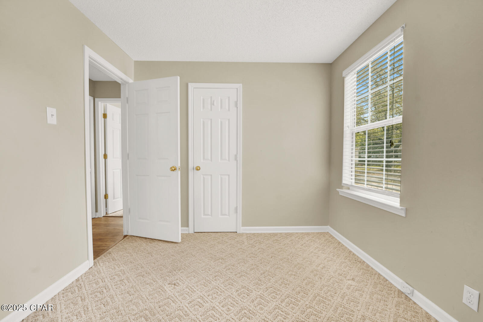 1615 Billings Avenue