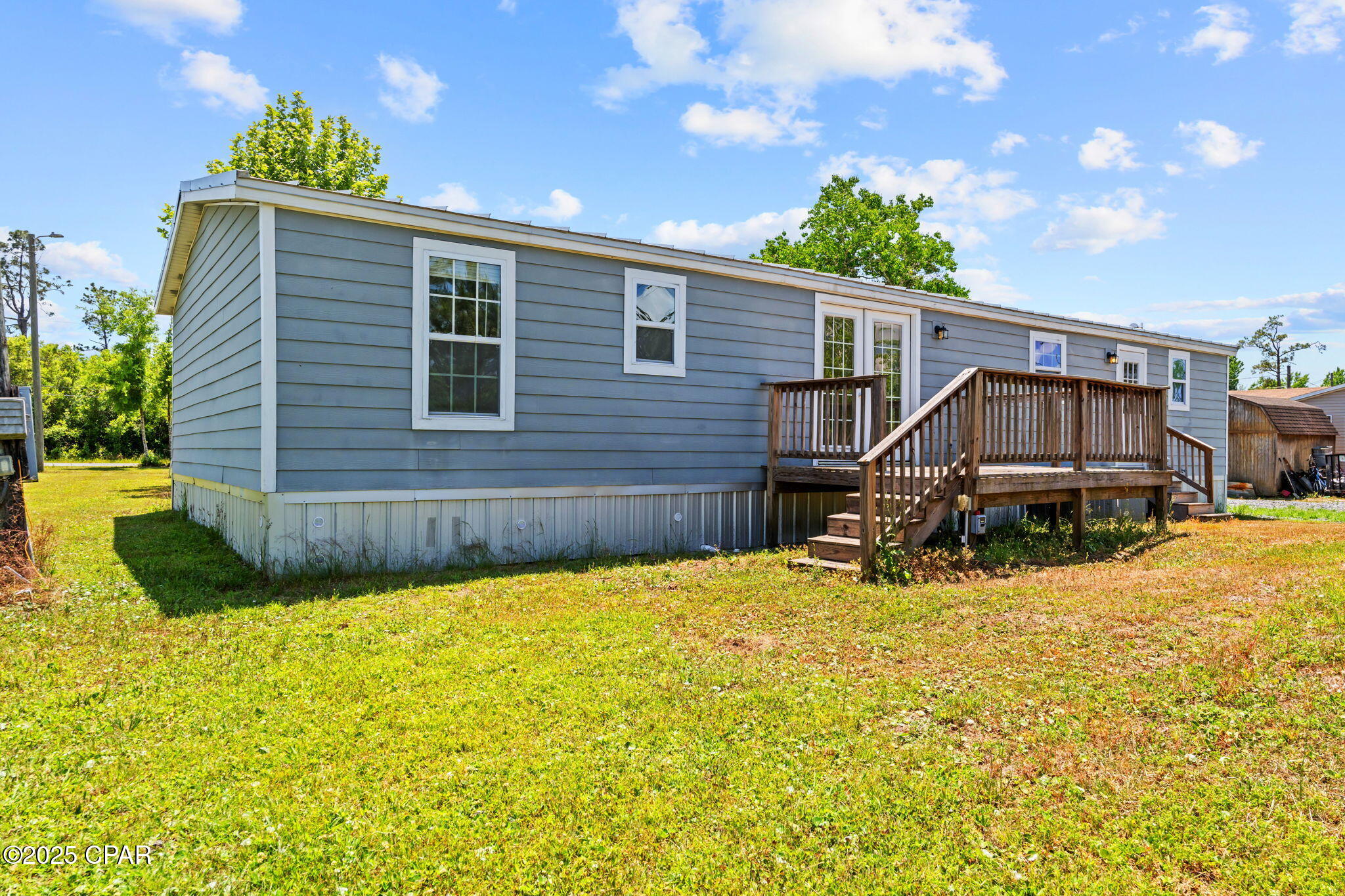 6109 Shannon Circle