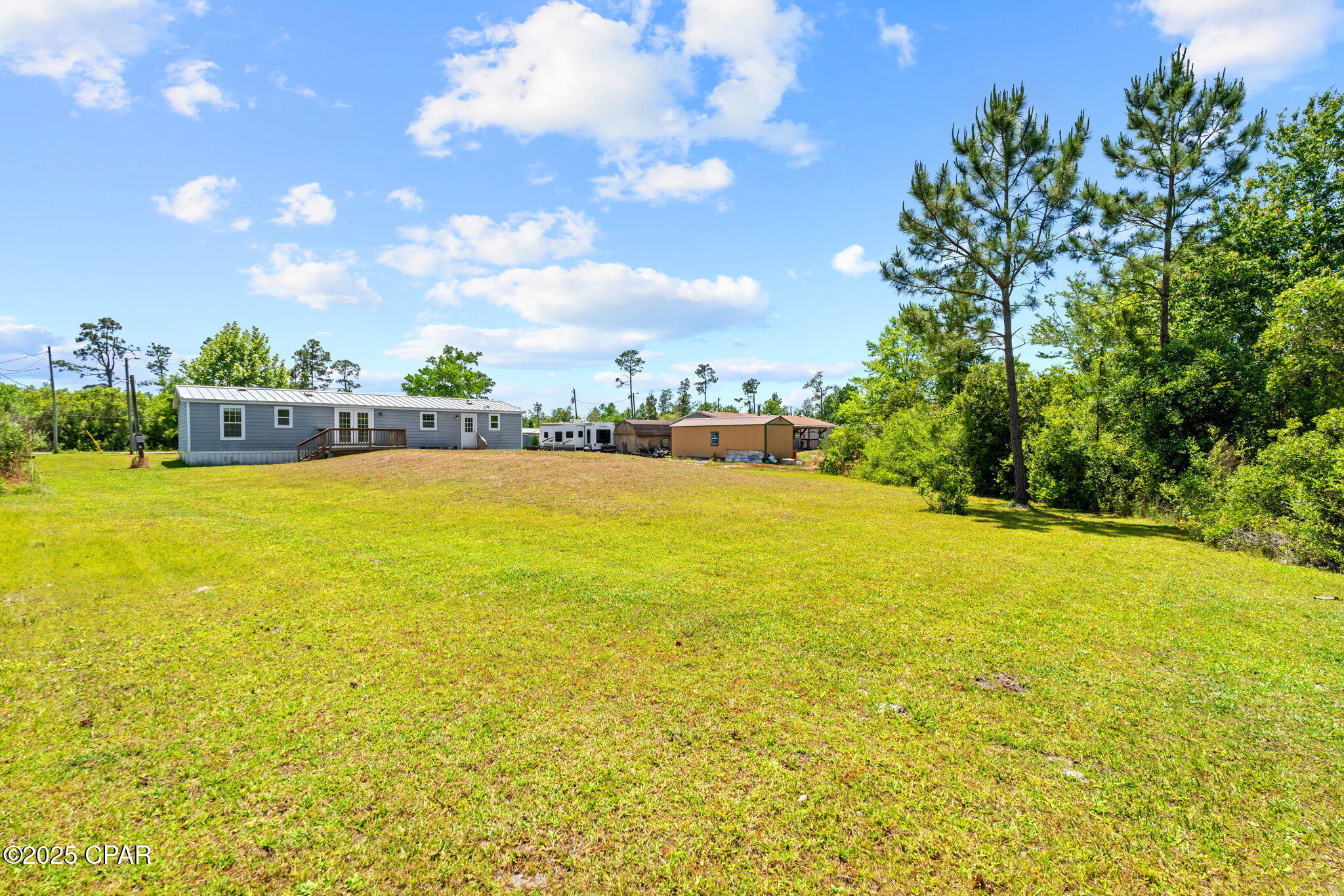 6109 Shannon Circle