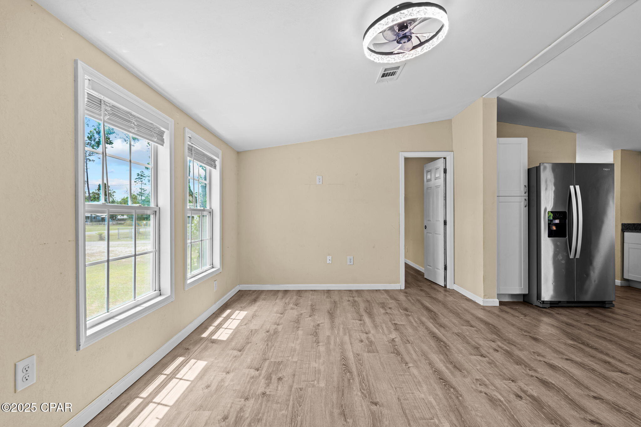 6109 Shannon Circle