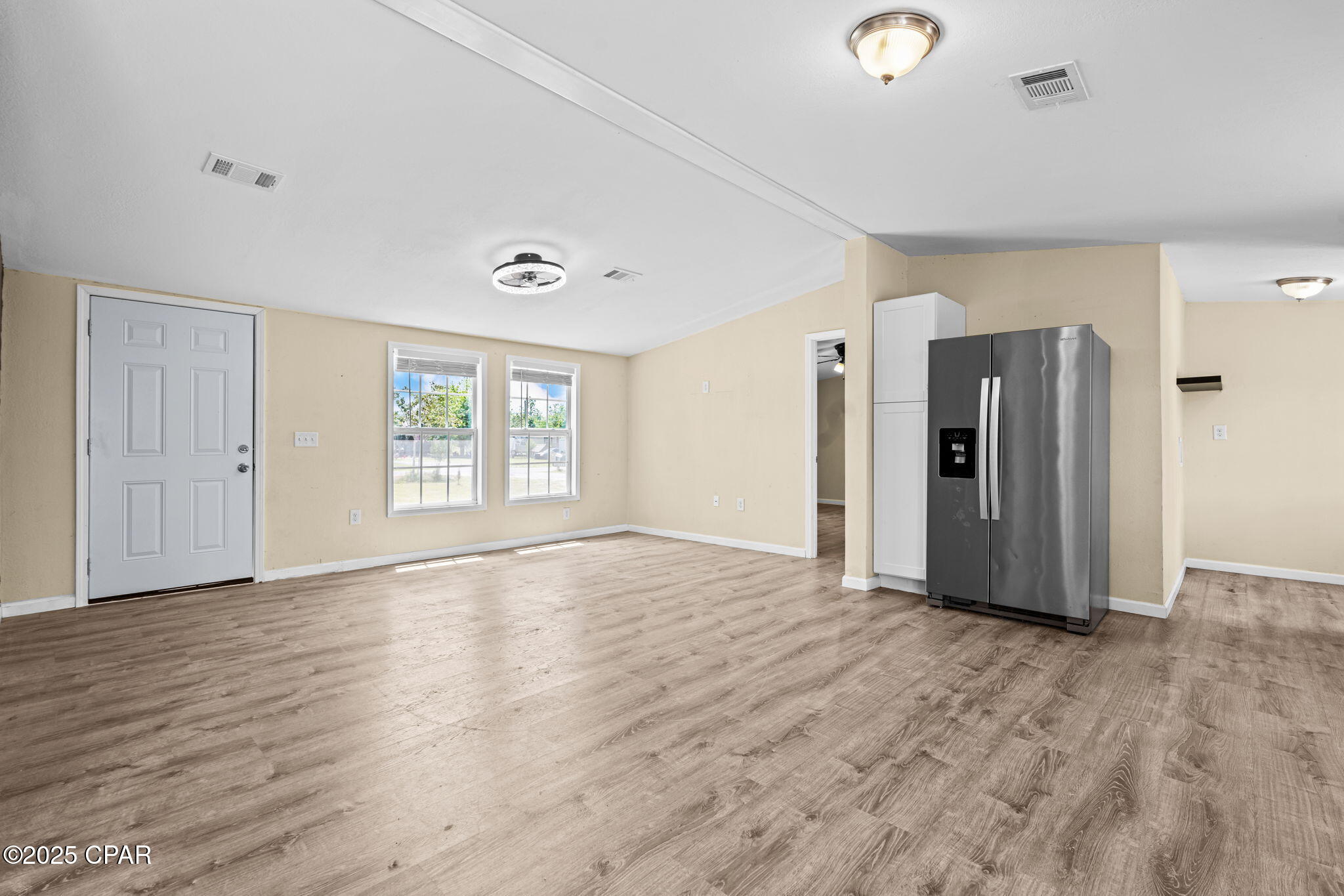 6109 Shannon Circle