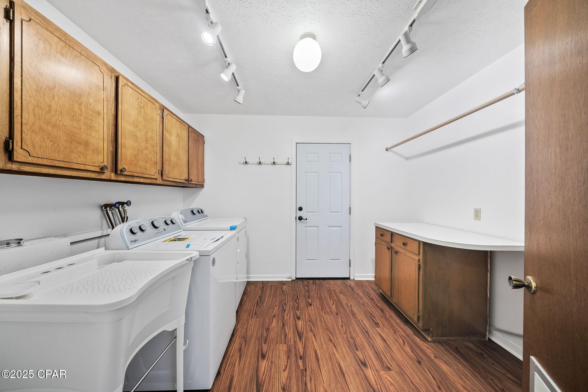 2134 Island Lake Circle