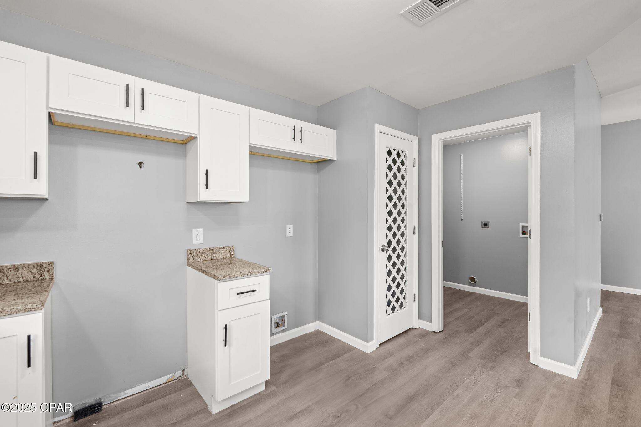 8823 Seminole Street