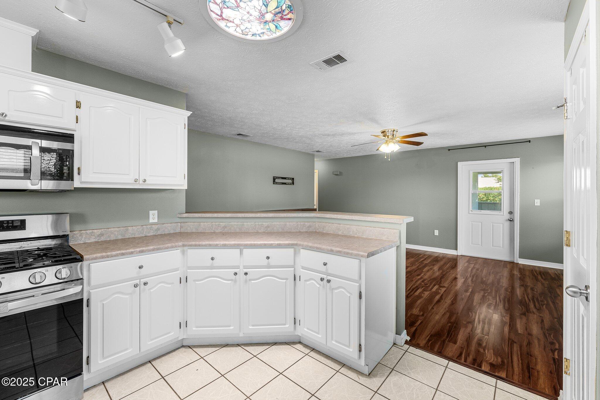 1707 Scarlett Boulevard