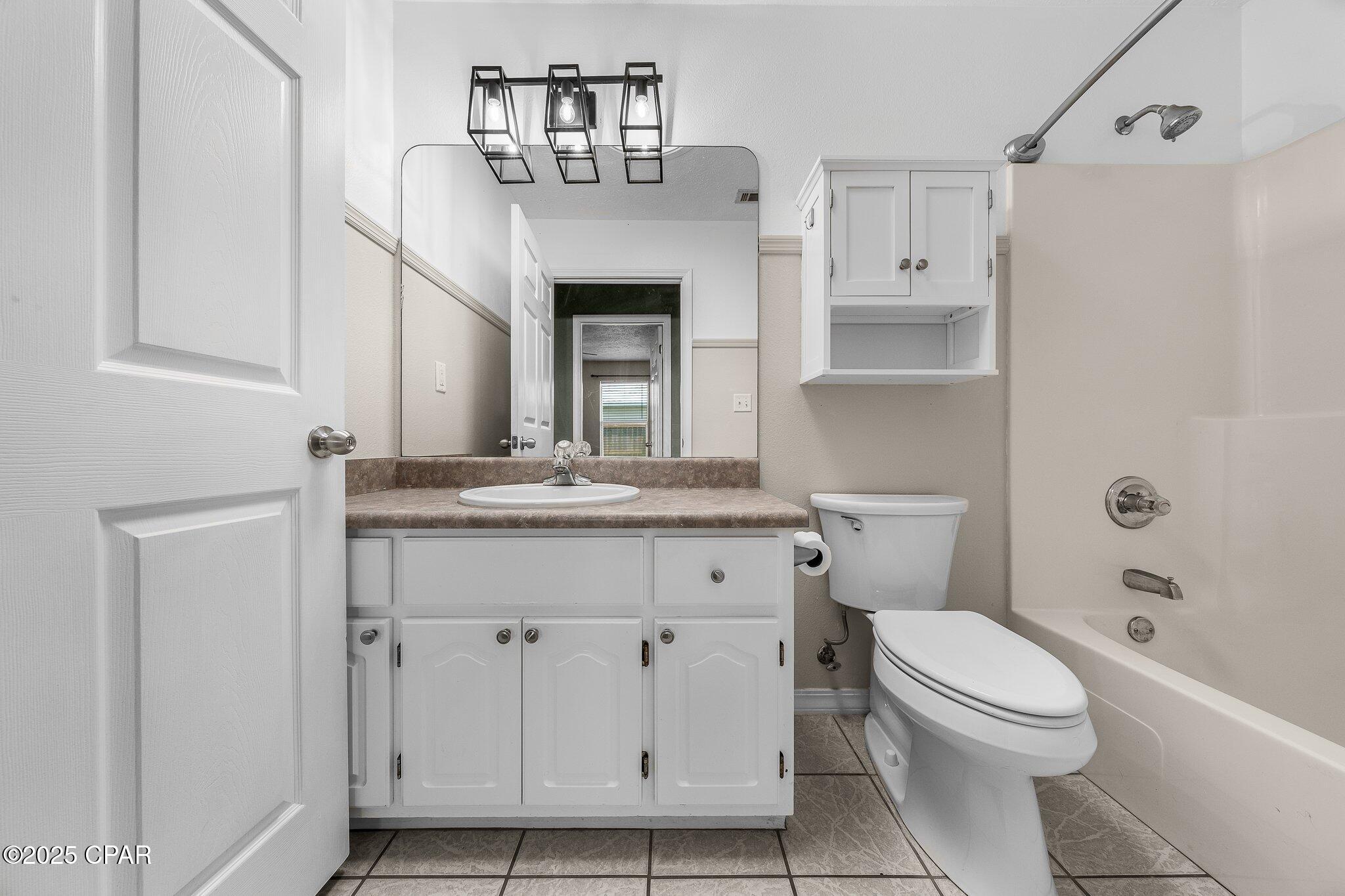 1707 Scarlett Boulevard