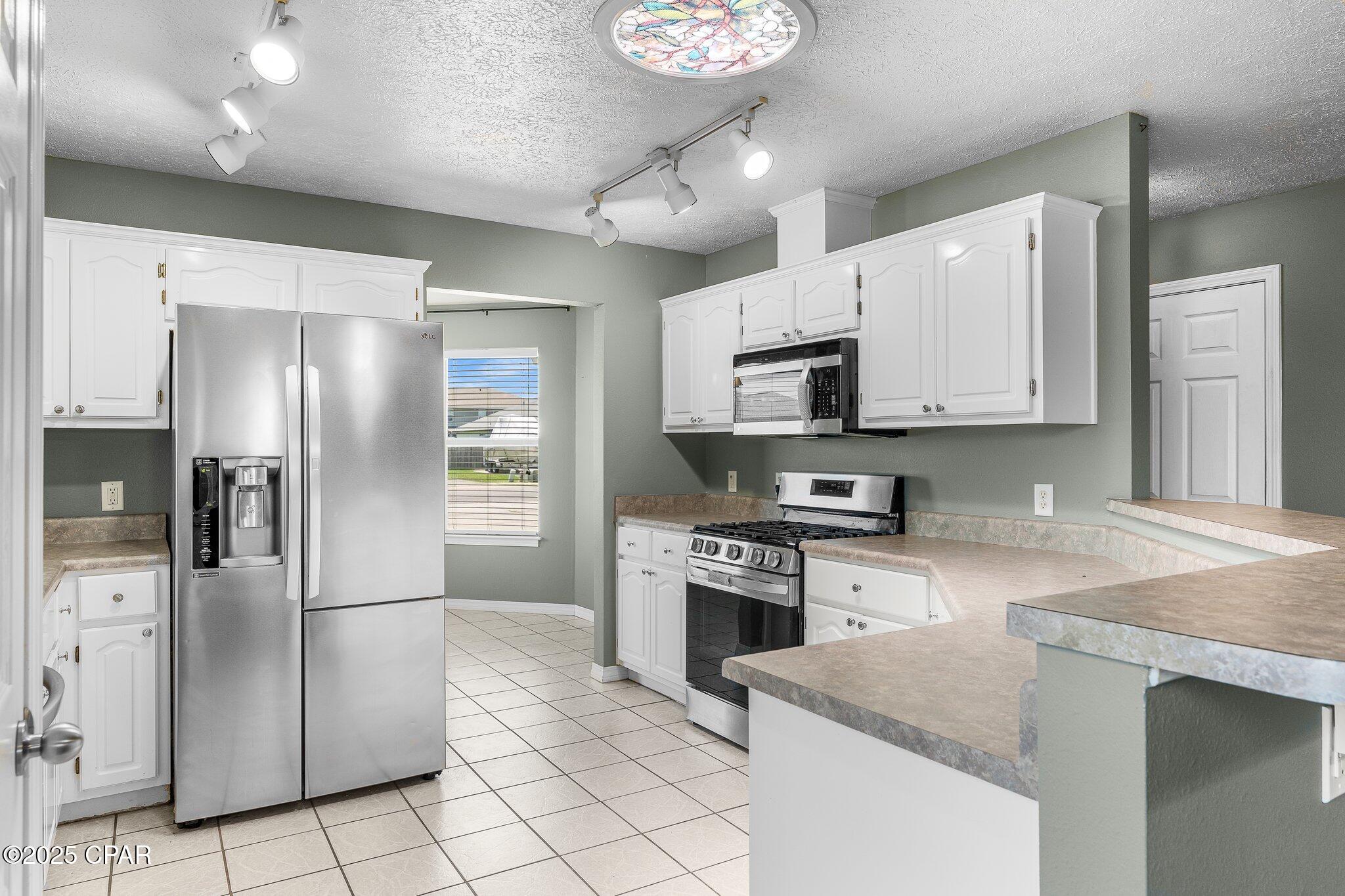 1707 Scarlett Boulevard