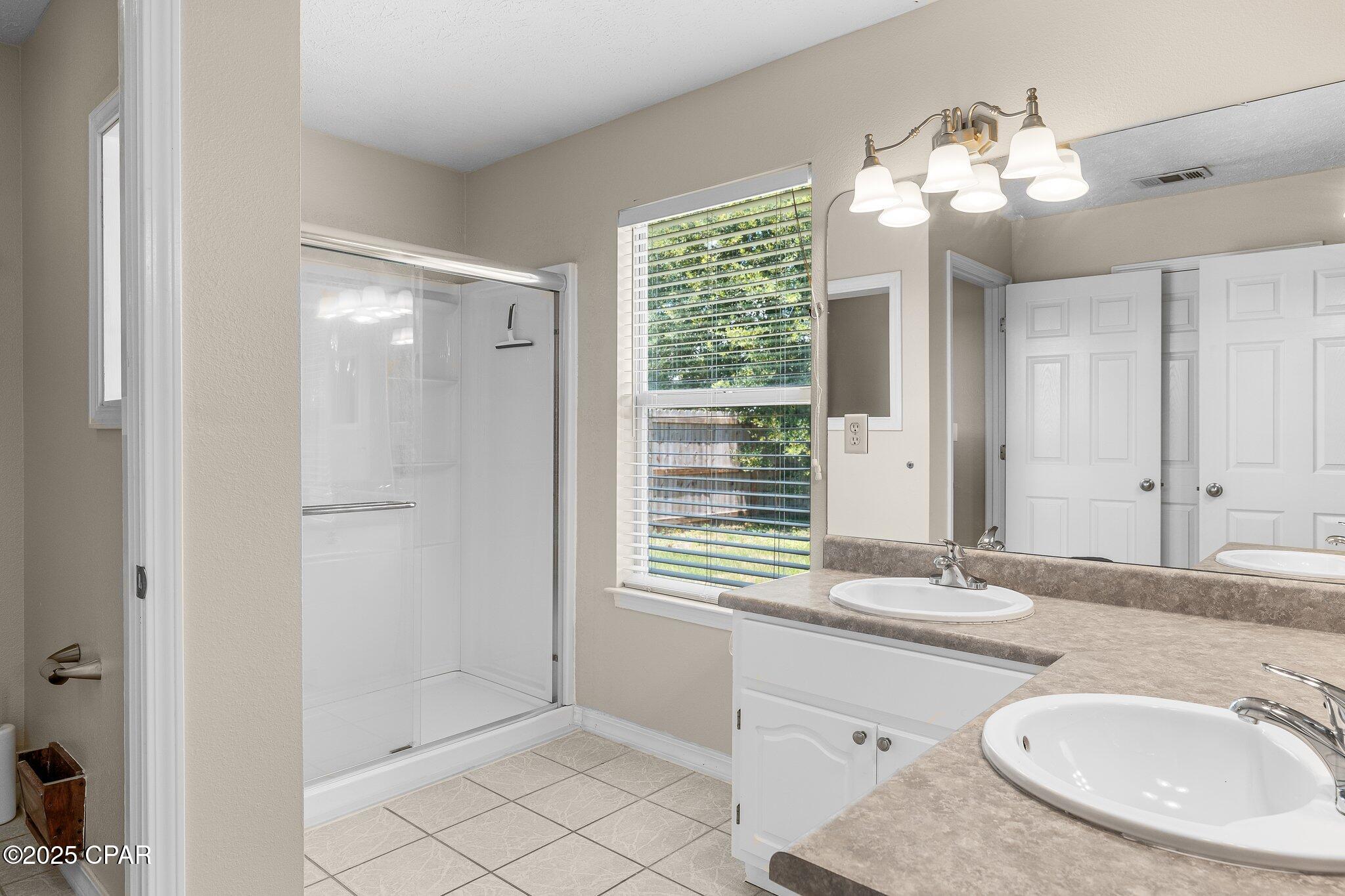 1707 Scarlett Boulevard