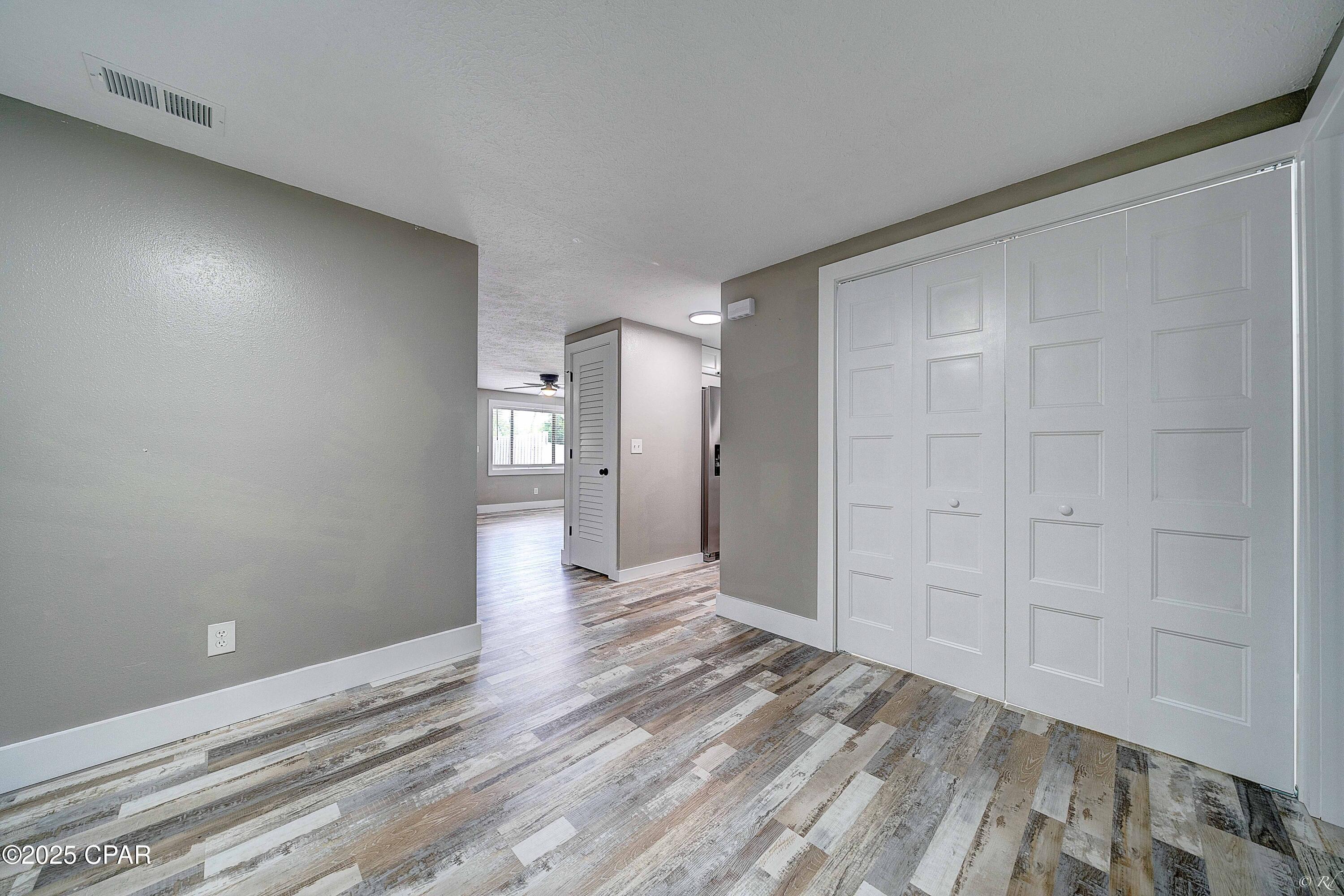 823 Bradley Circle