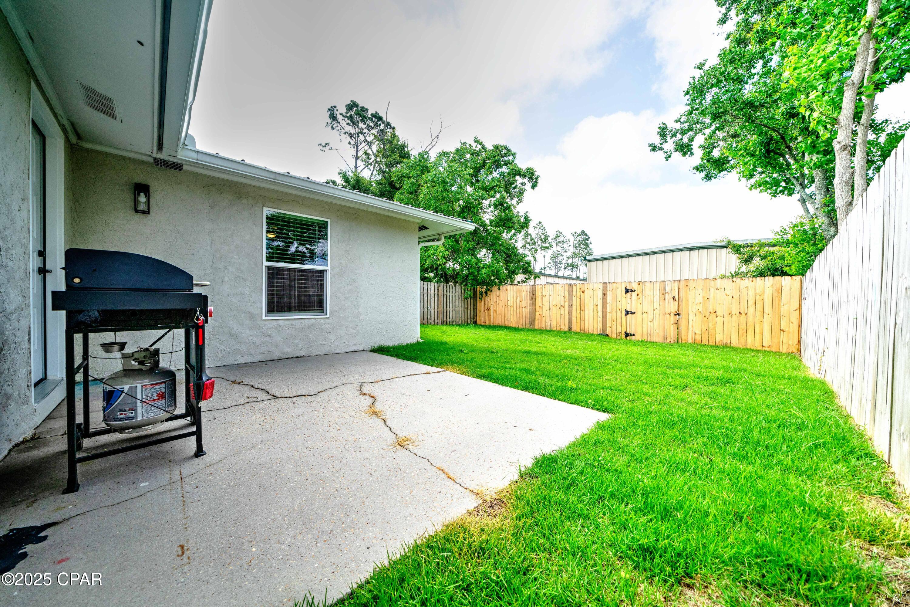 823 Bradley Circle