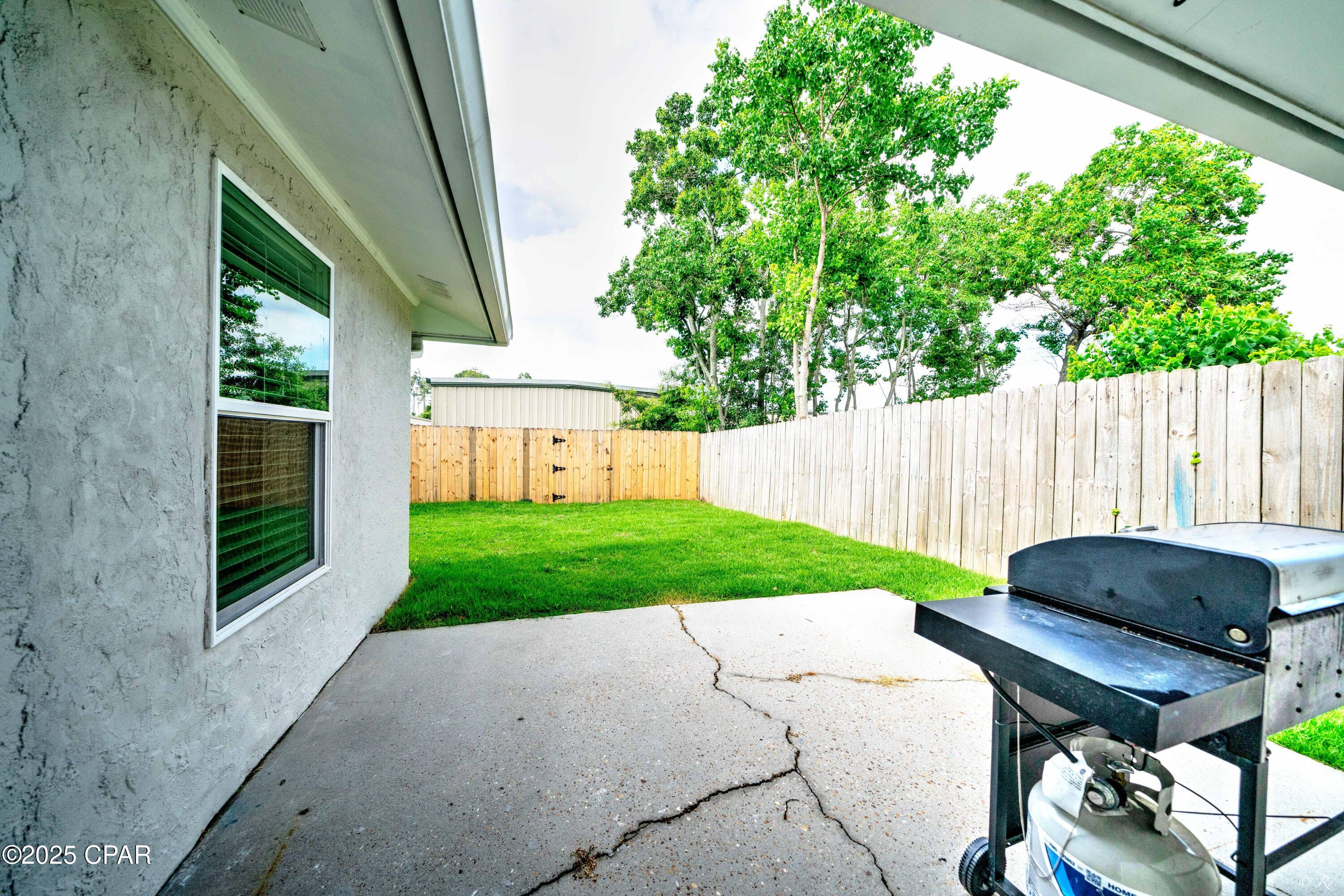 823 Bradley Circle