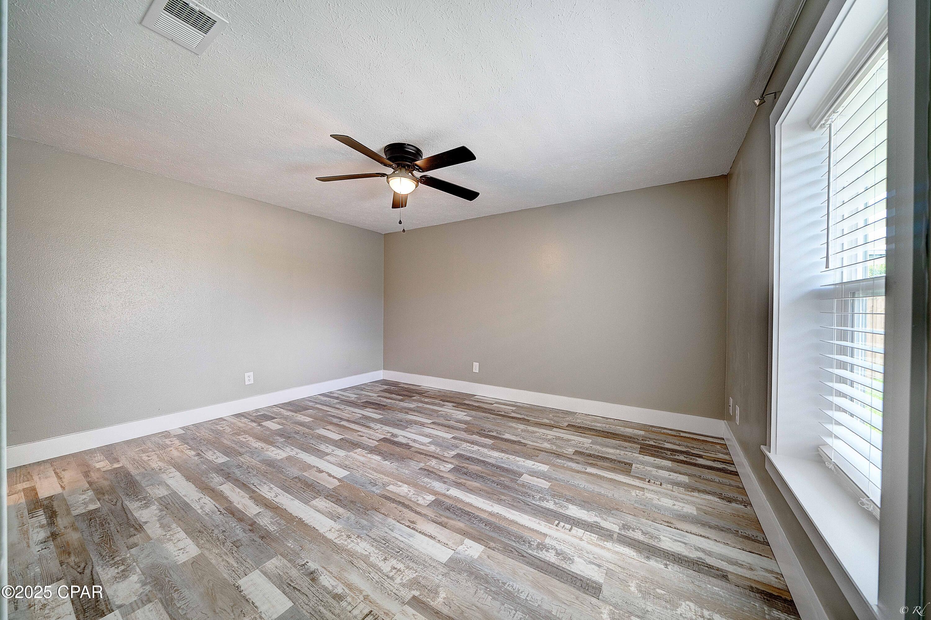 823 Bradley Circle