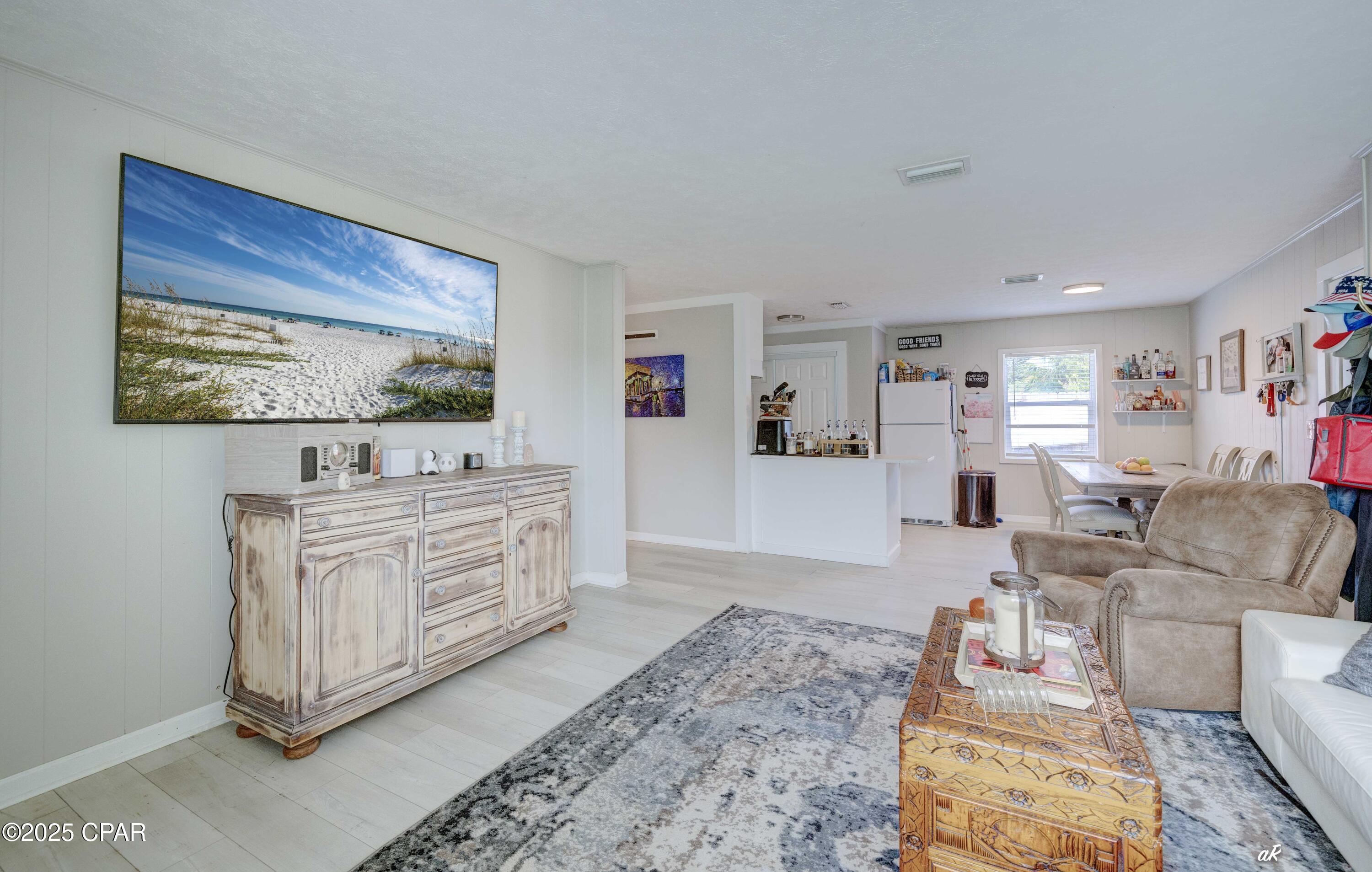 1402 Carolina Avenue