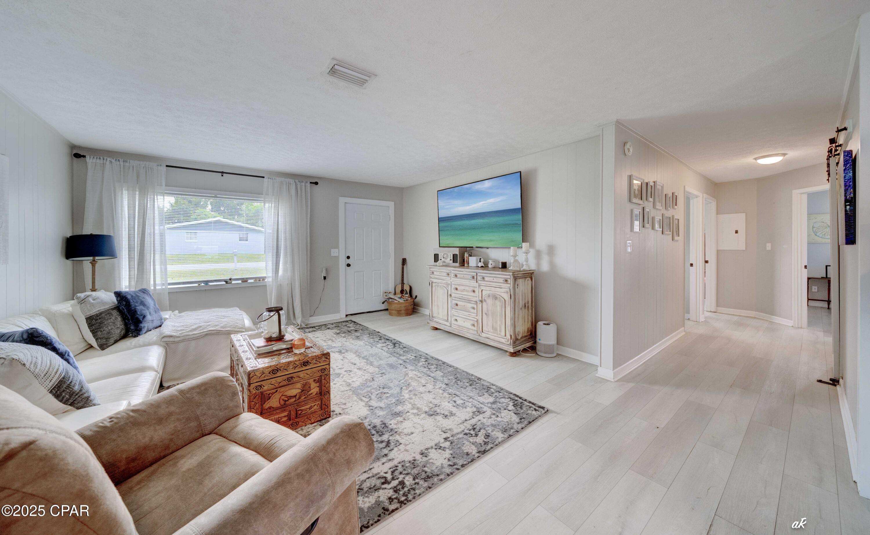 1402 Carolina Avenue