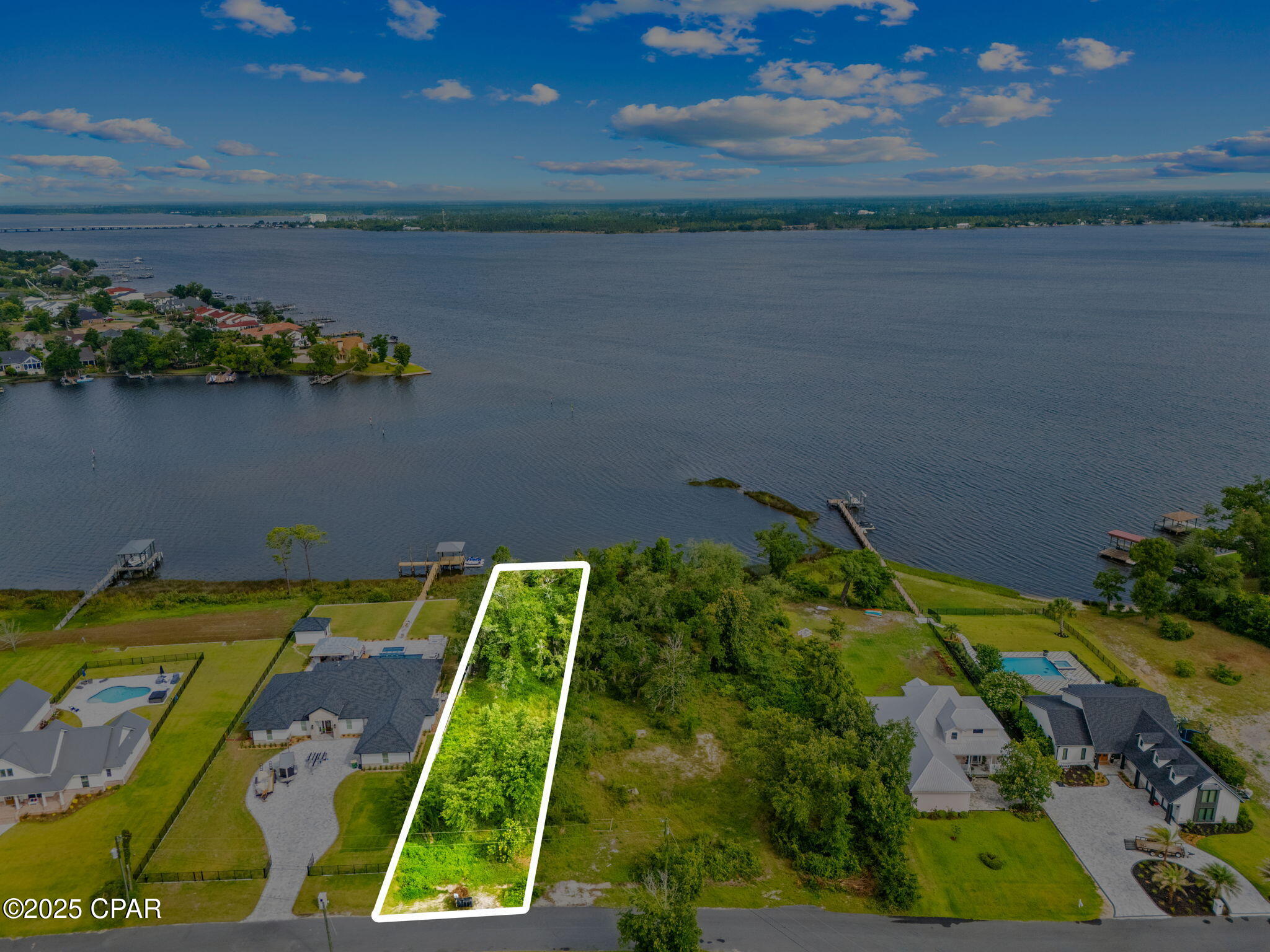 521 N Bay Drive