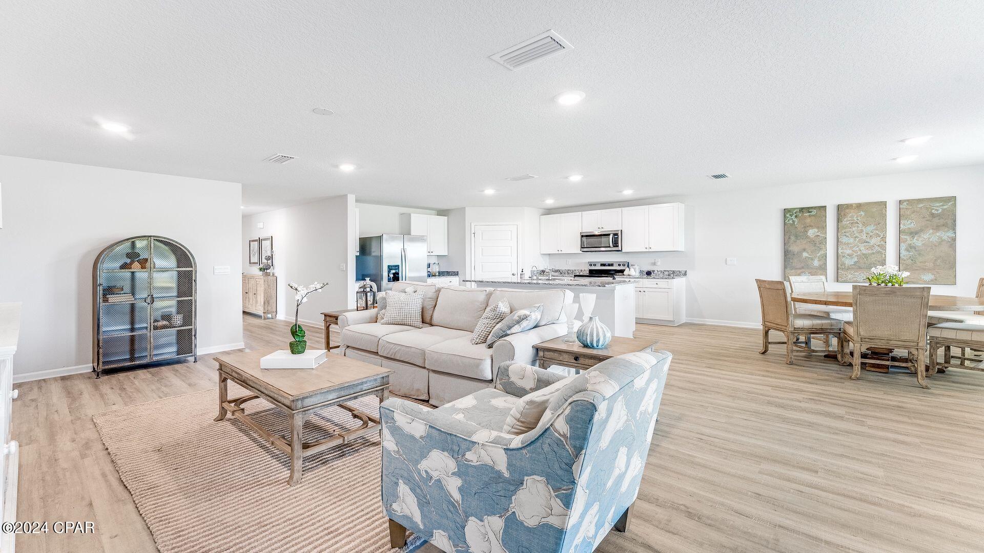 7409 Morningside Drive