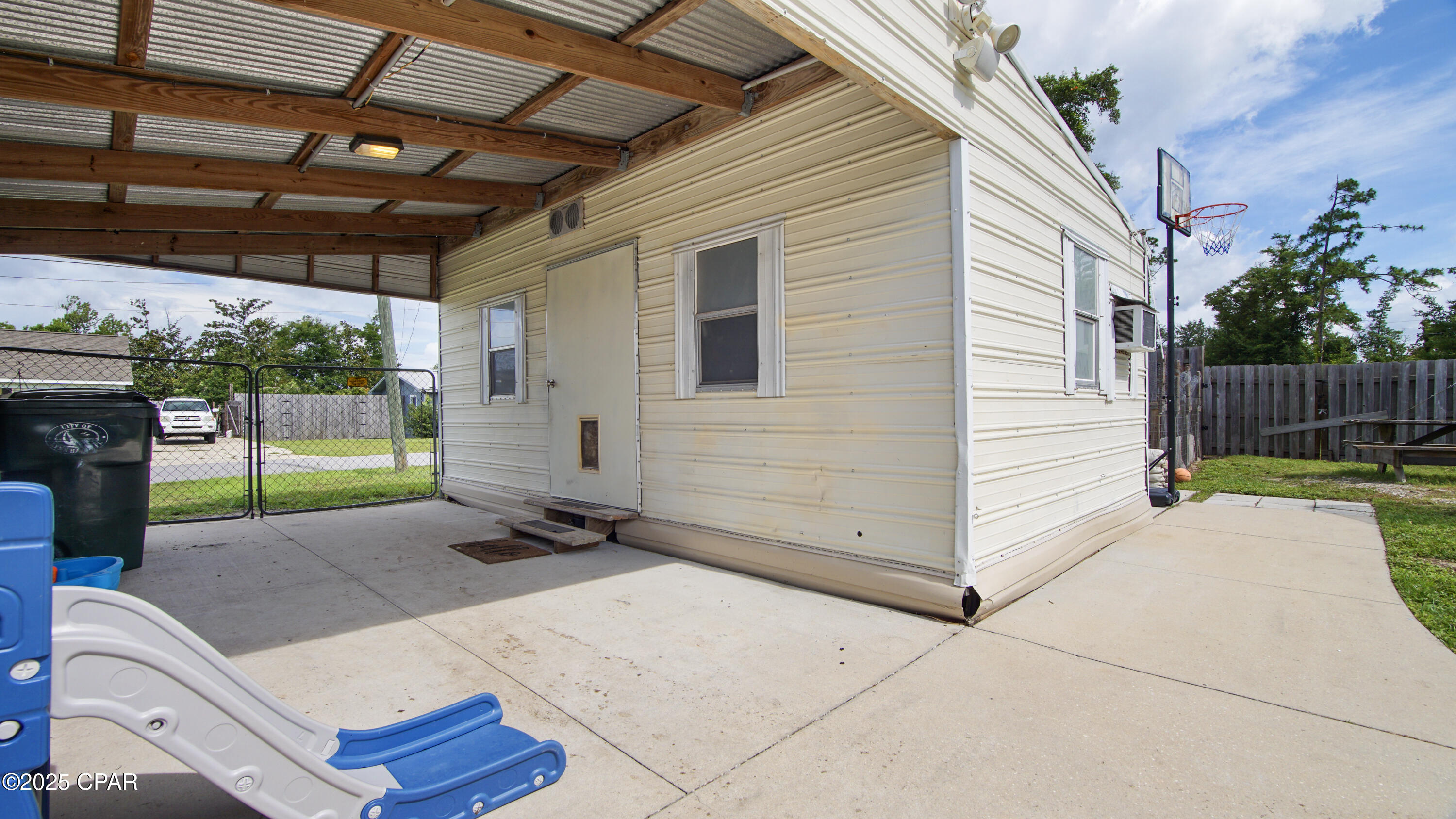 1207 Alabama Avenue