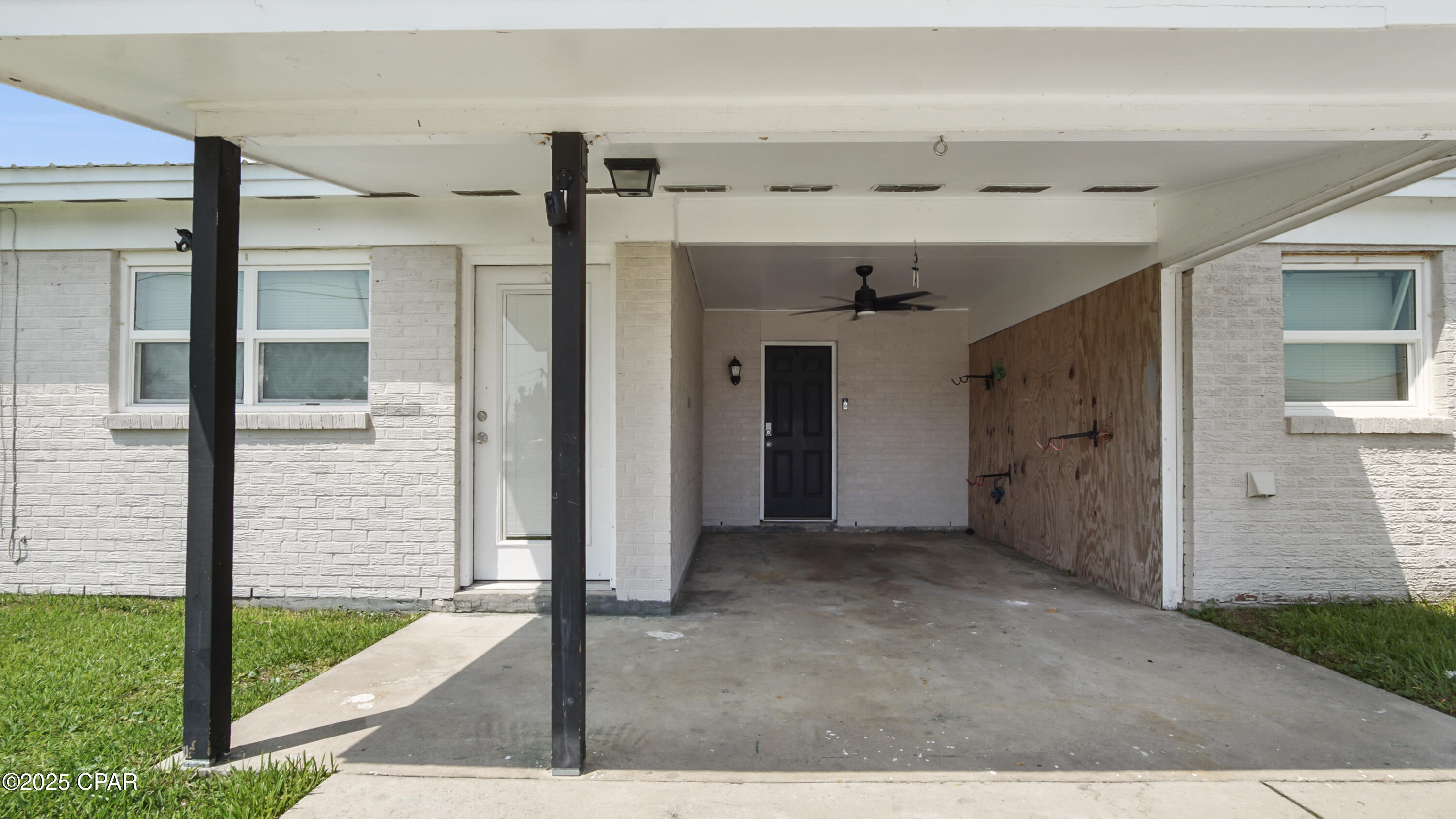 2606 W 20th Street