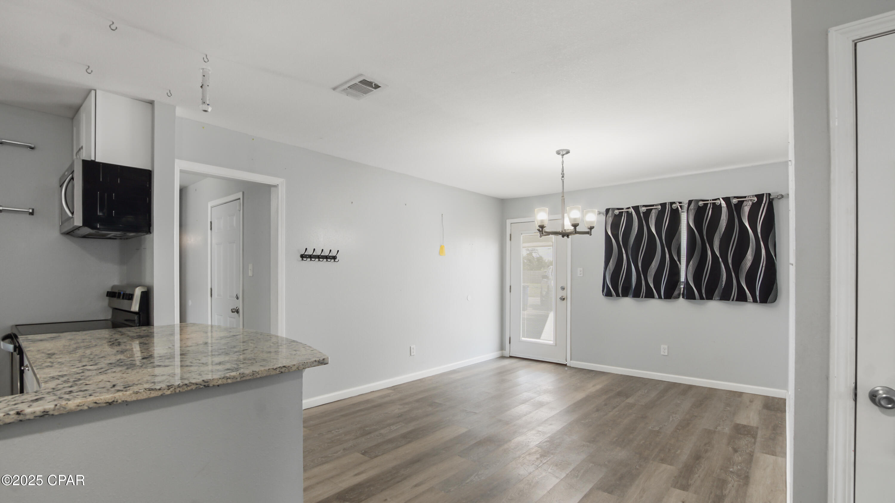 2606 W 20th Street