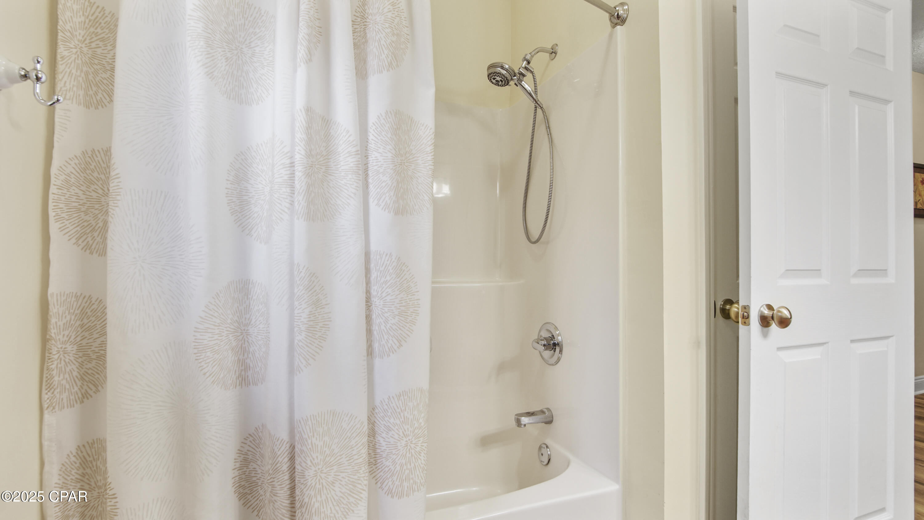 13626 Woodcrest Boulevard