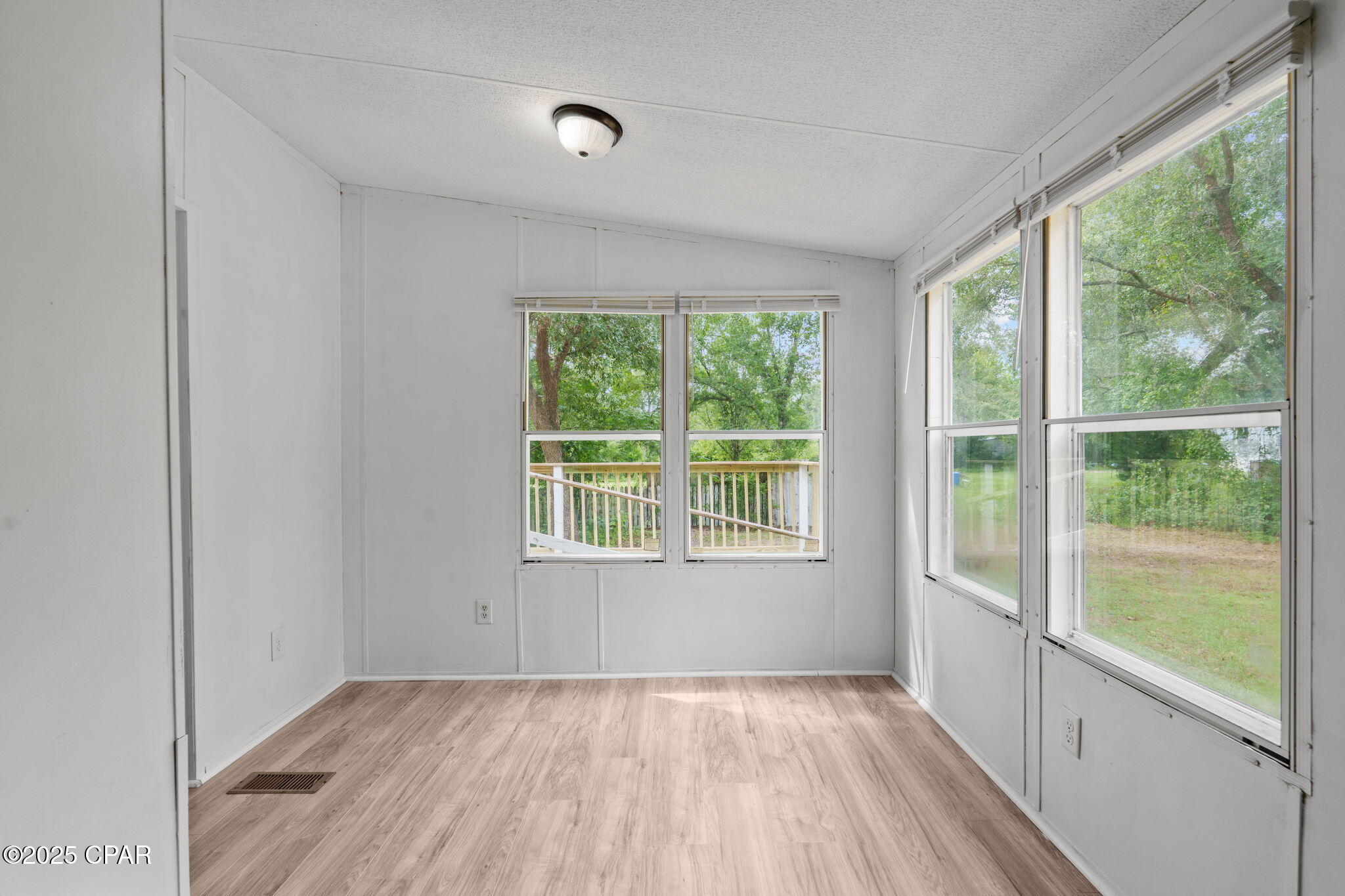 3943 CEDAR BLUFF Road